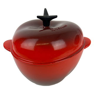 Le Creuset 2Qt Tomato Cast Iron Dutch Oven