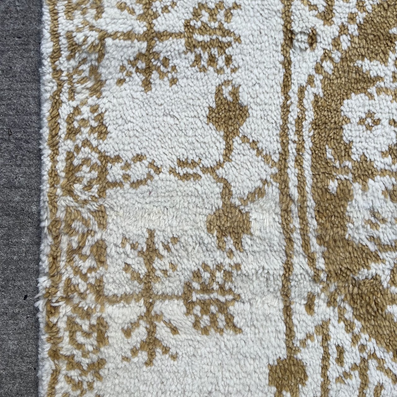 Turkish-Style Contemporary Area Rug