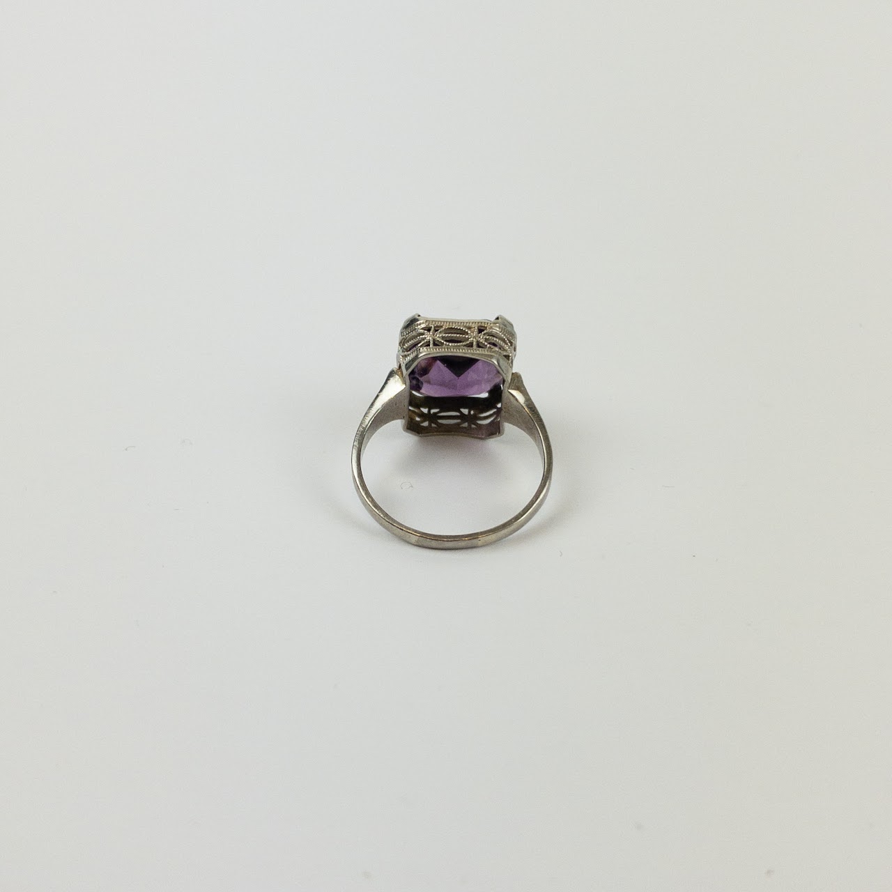 Vintage 10K White Gold and Purple Crystal Ring