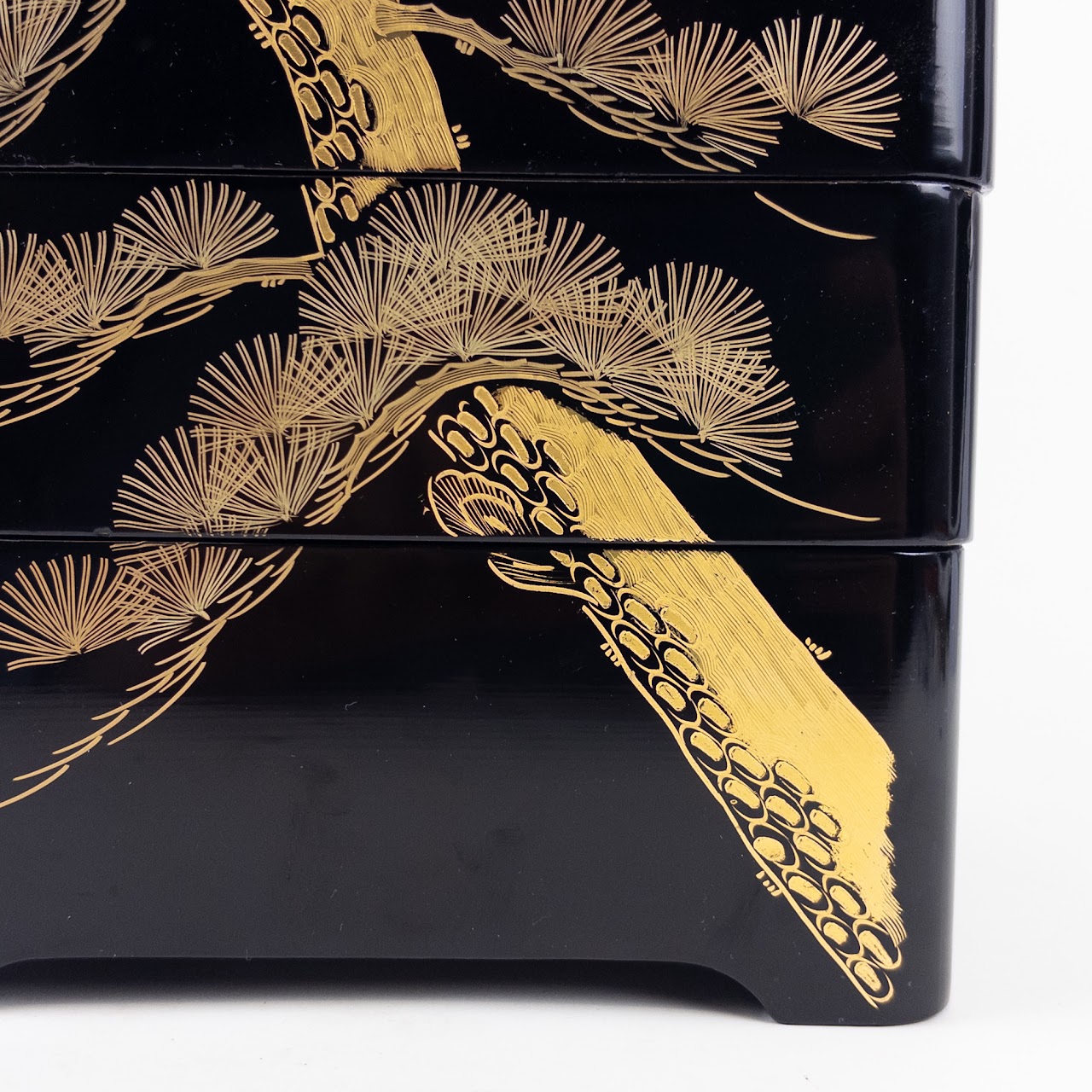 Japanese Urushi Lacquered Pine Tree Three-Tiered Box