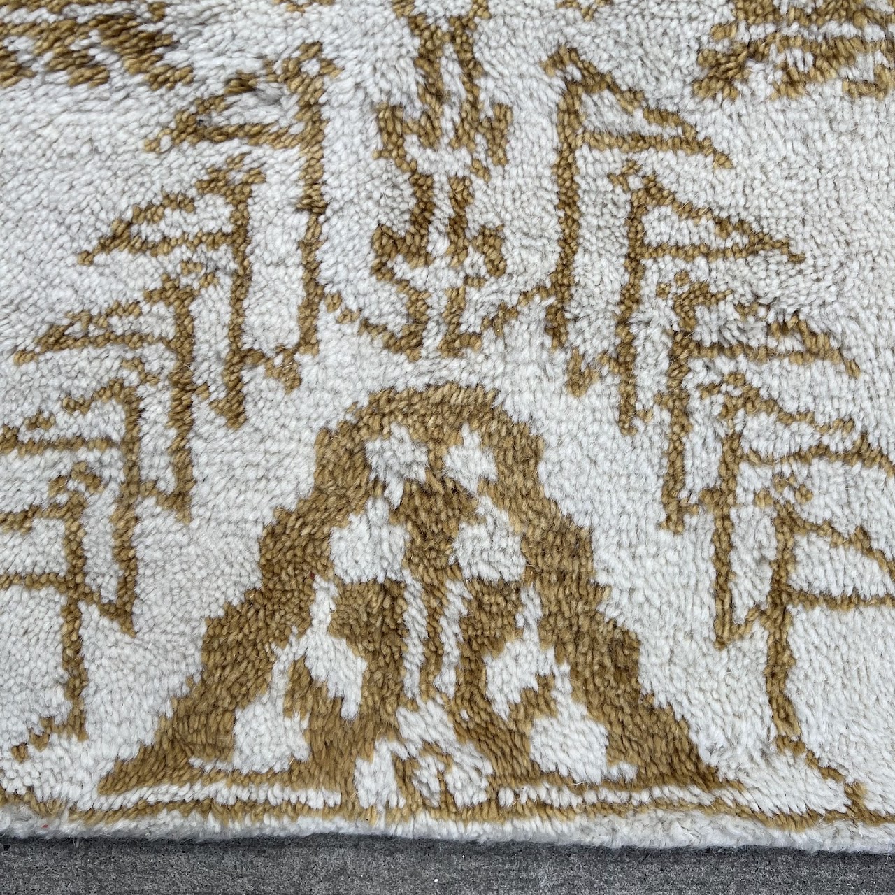 Turkish-Style Contemporary Area Rug