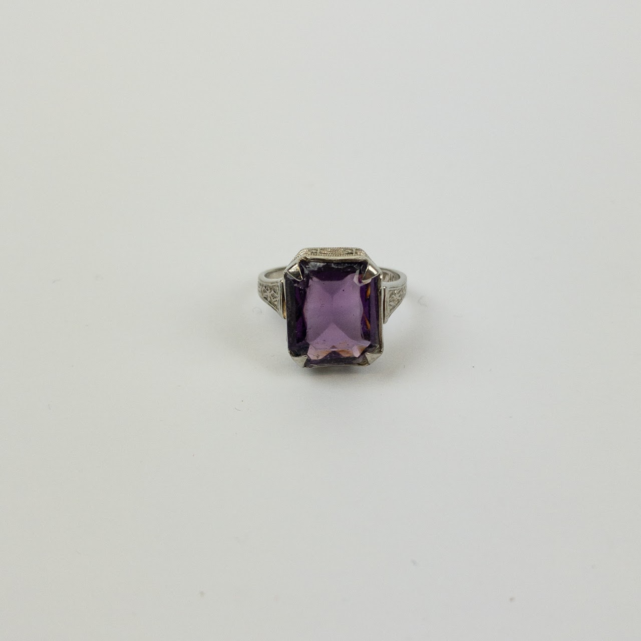 Vintage 10K White Gold and Purple Crystal Ring