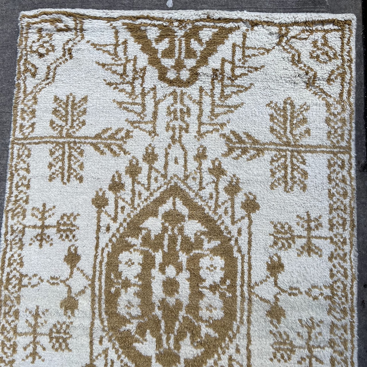 Turkish-Style Contemporary Area Rug