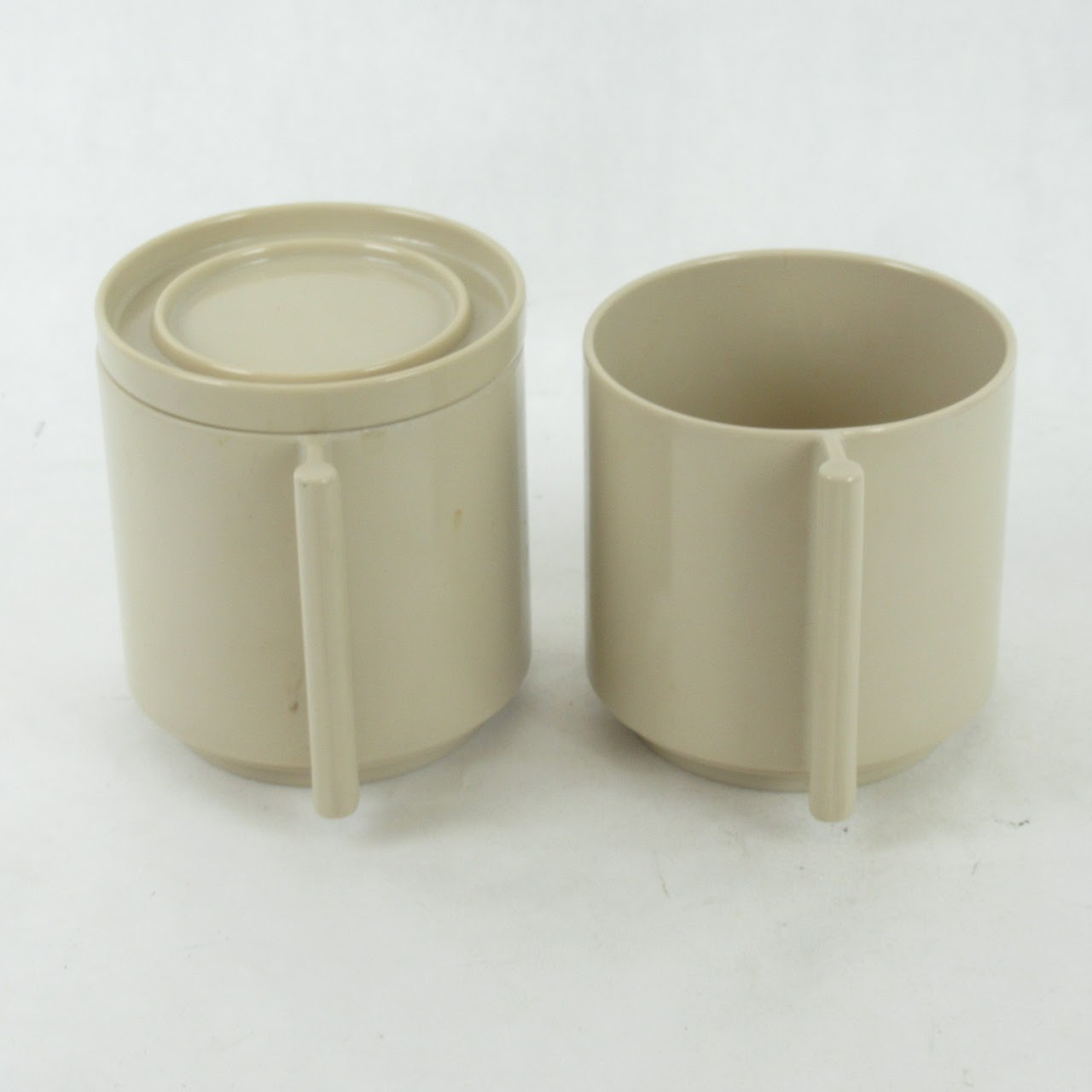 Casigliani Design By Lella & Massimo Vignelli Set Of Two Cups & One Saucer