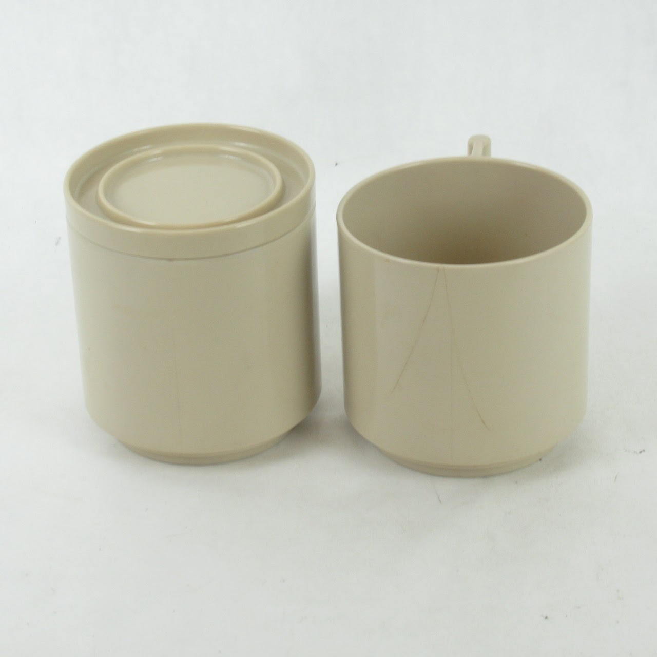 Casigliani Design By Lella & Massimo Vignelli Set Of Two Cups & One Saucer