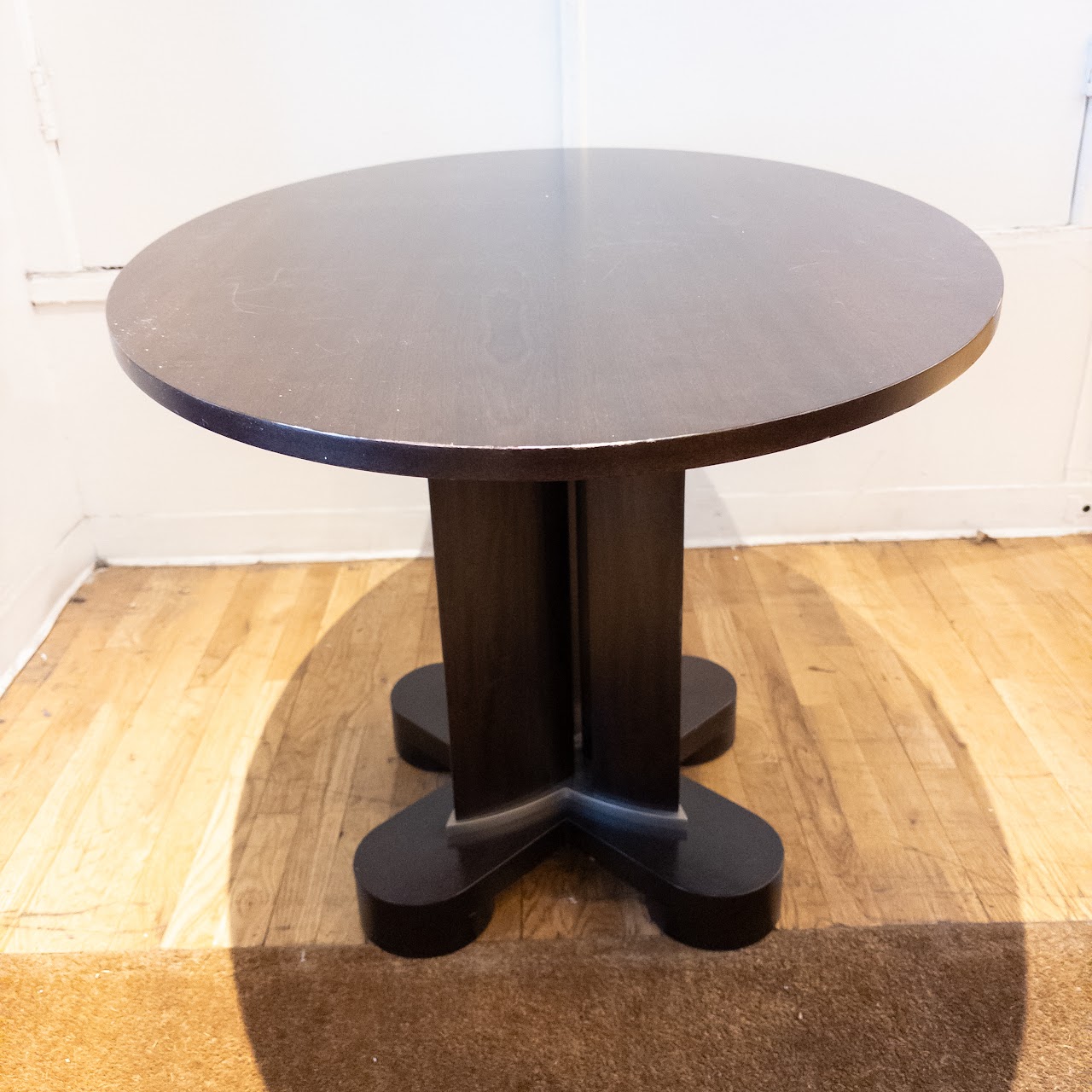 Art Deco-Inspired Oval Dining Table
