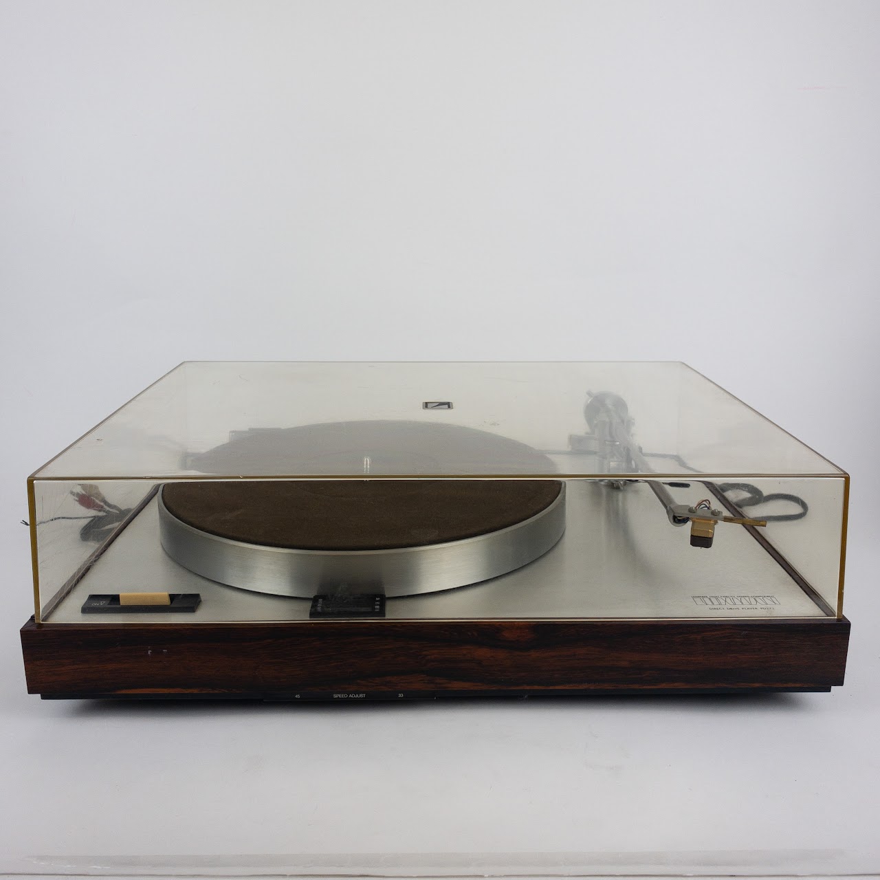 Luxman PD-272 Direct Drive Turntable