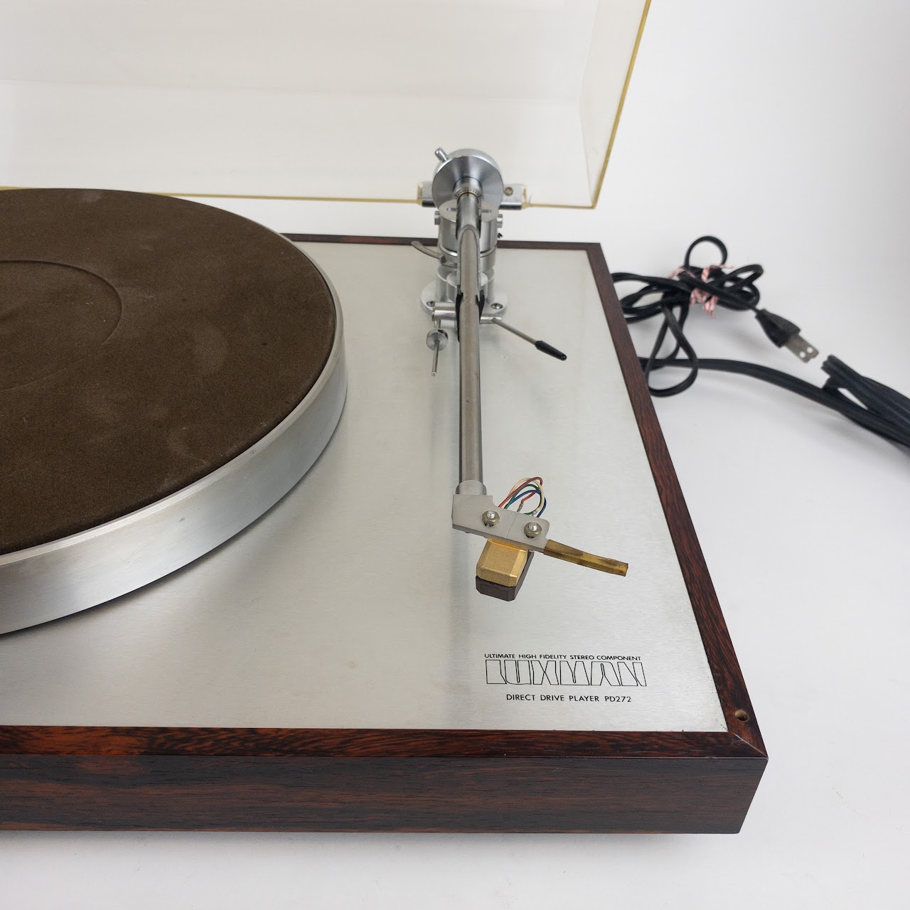Luxman PD-272 Direct Drive Turntable