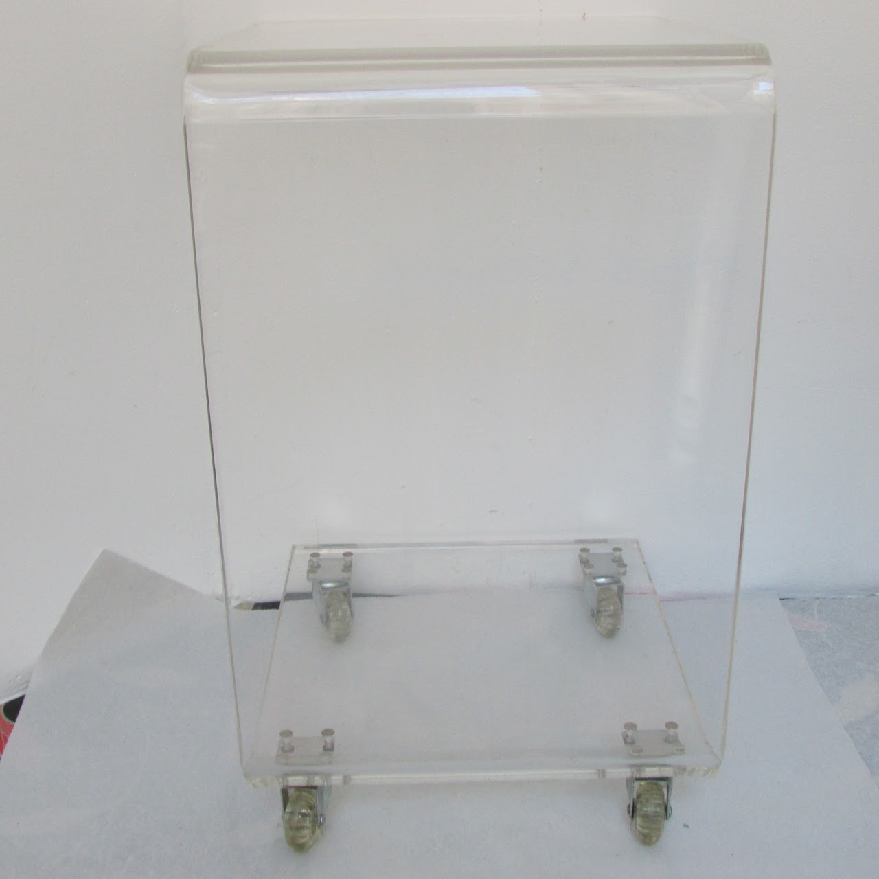 Acrylic C-Tiered Side Table