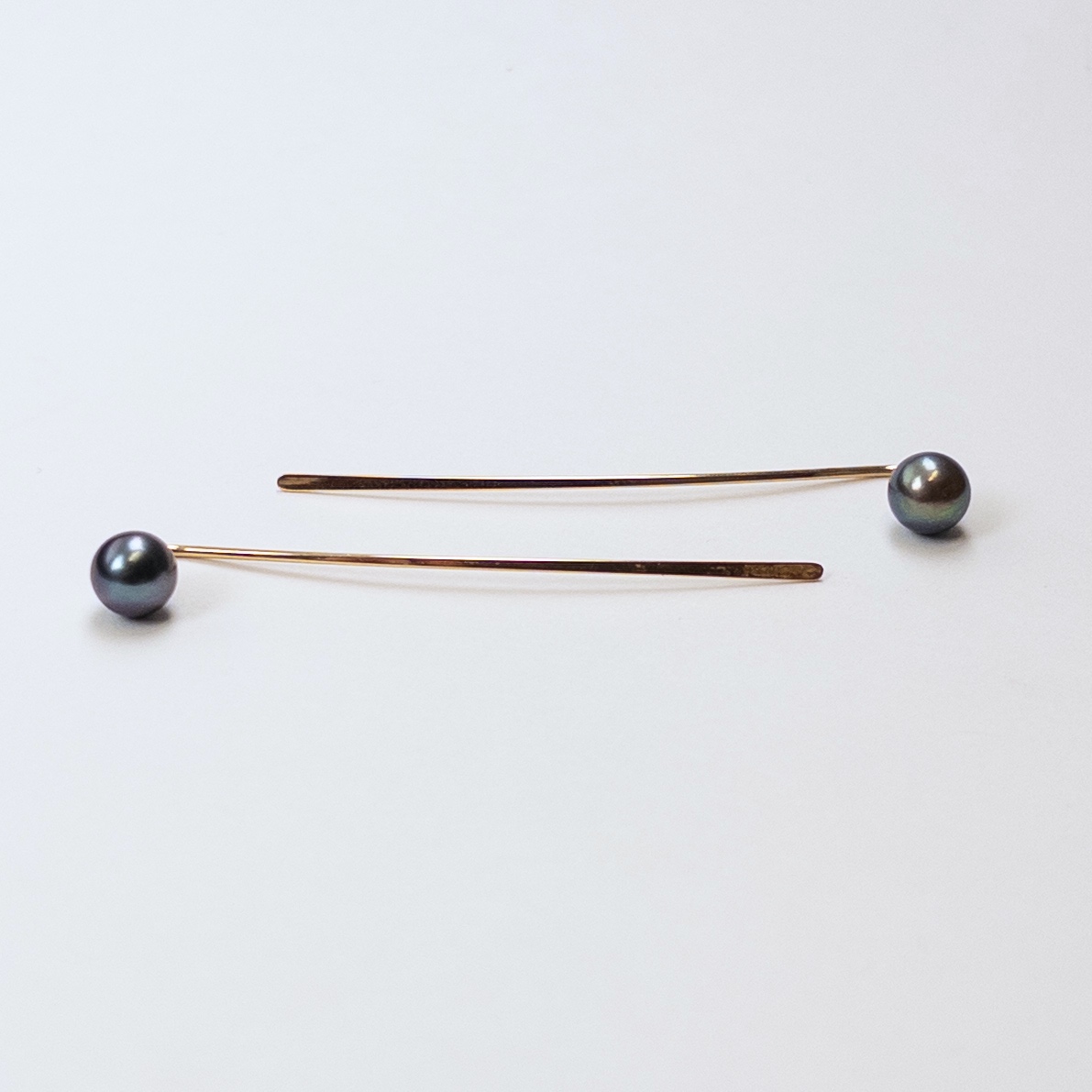 14K Gold Wire Earrings with Tahitian Pearls
