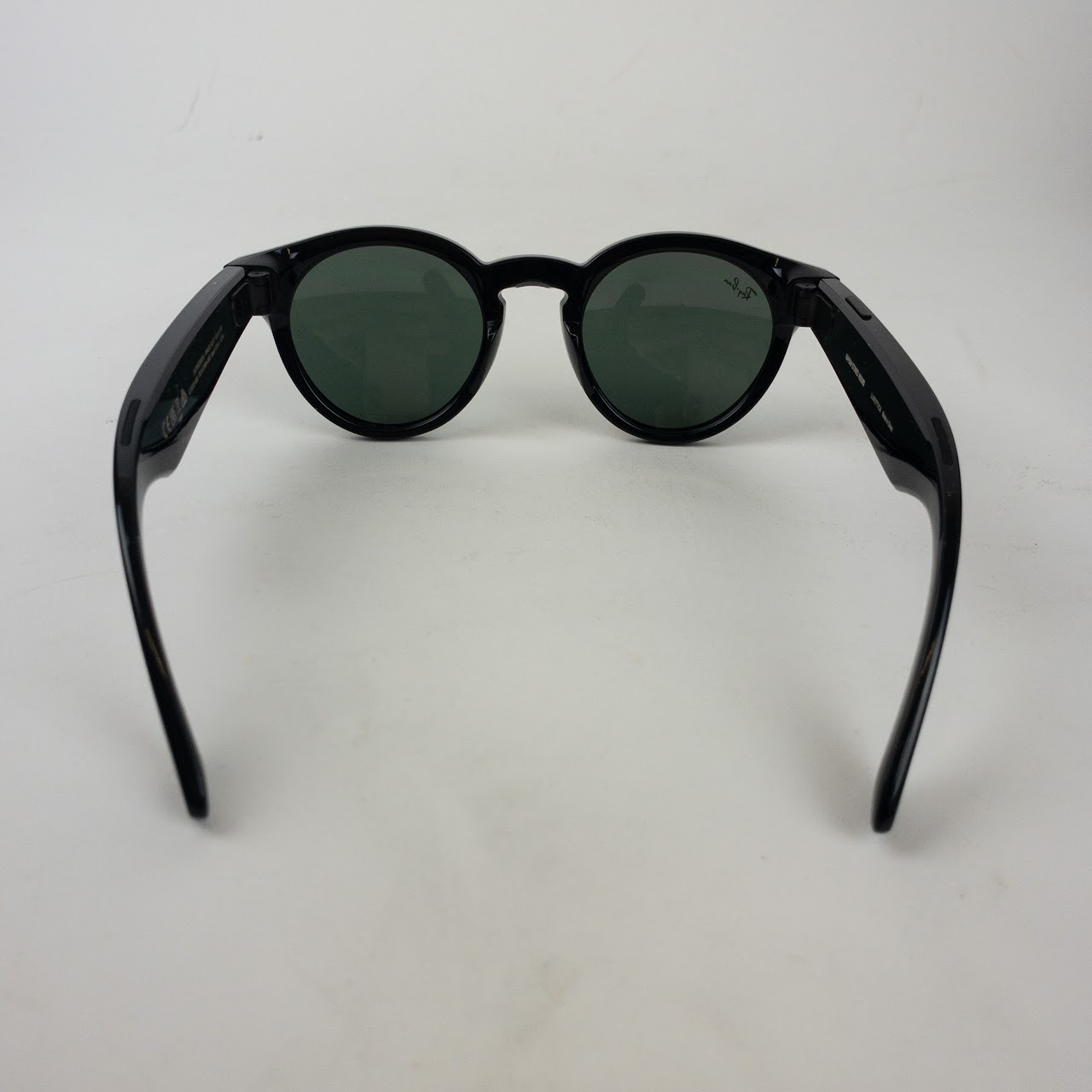 Ray-Ban Stories X Facebook Round Smart Glasses