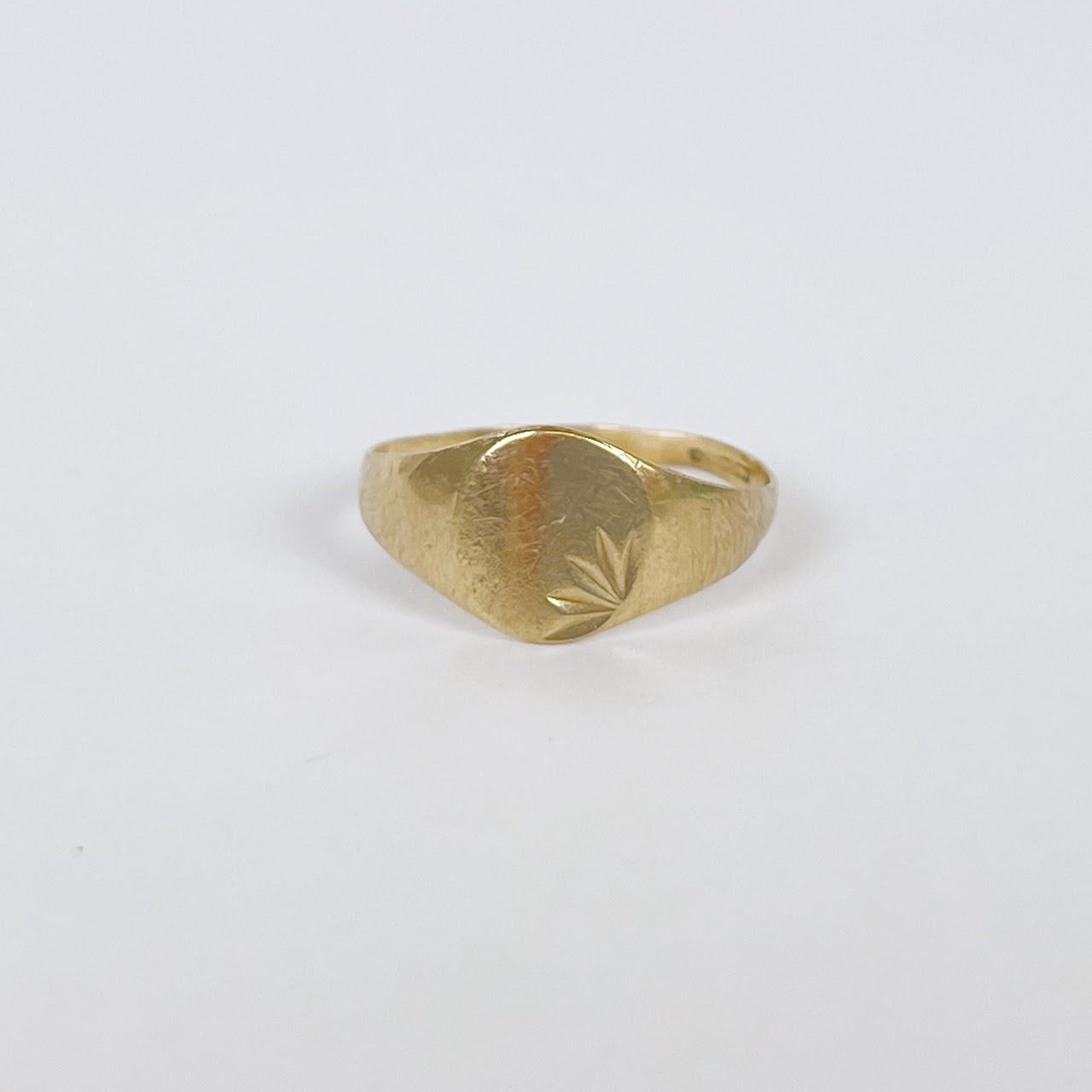 9K Gold Signet Ring