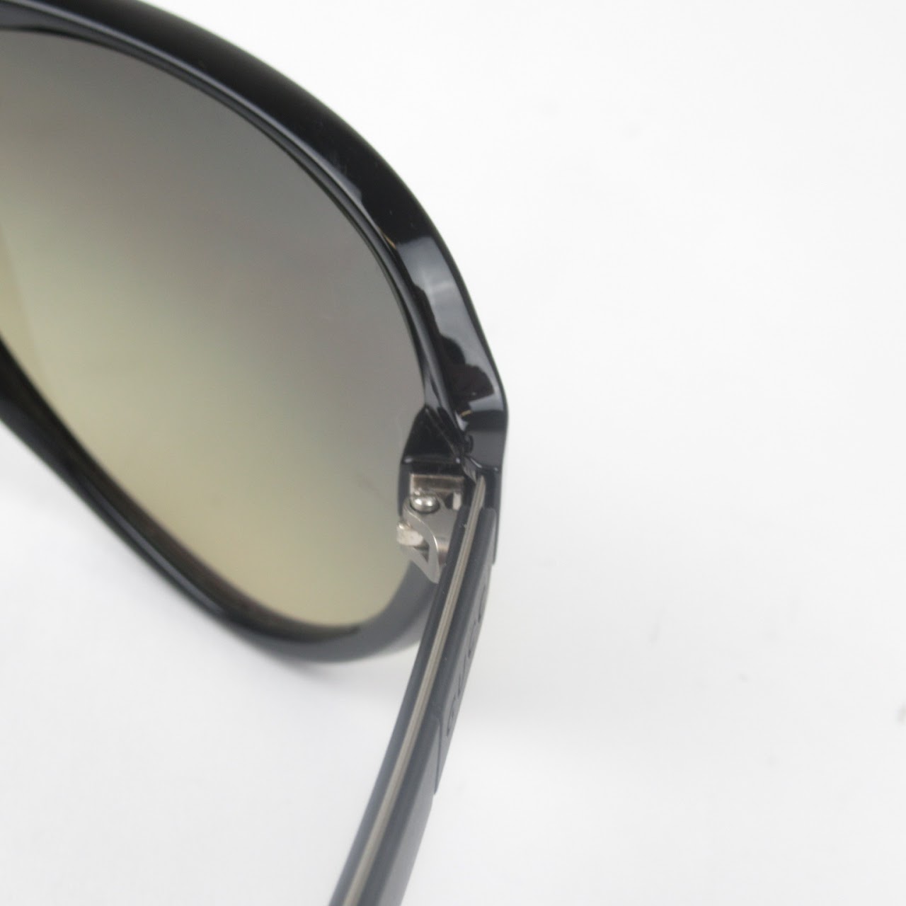 Gucci Black Aviator Sunglasses