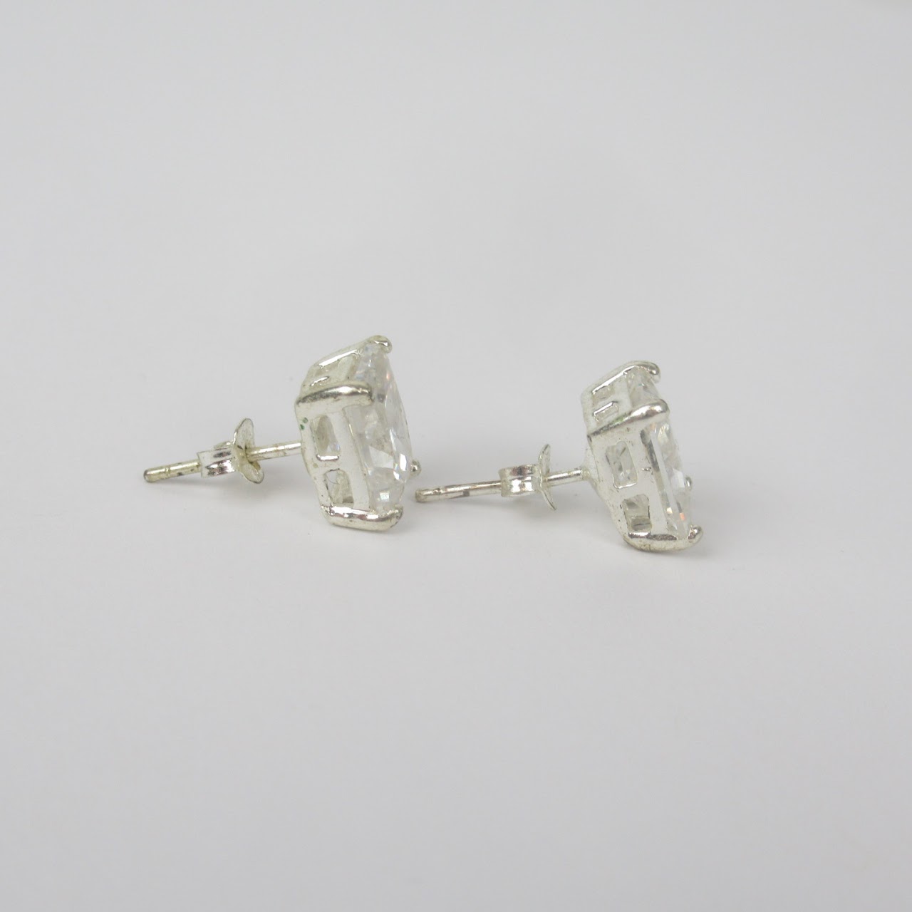 9K White Gold Earrings