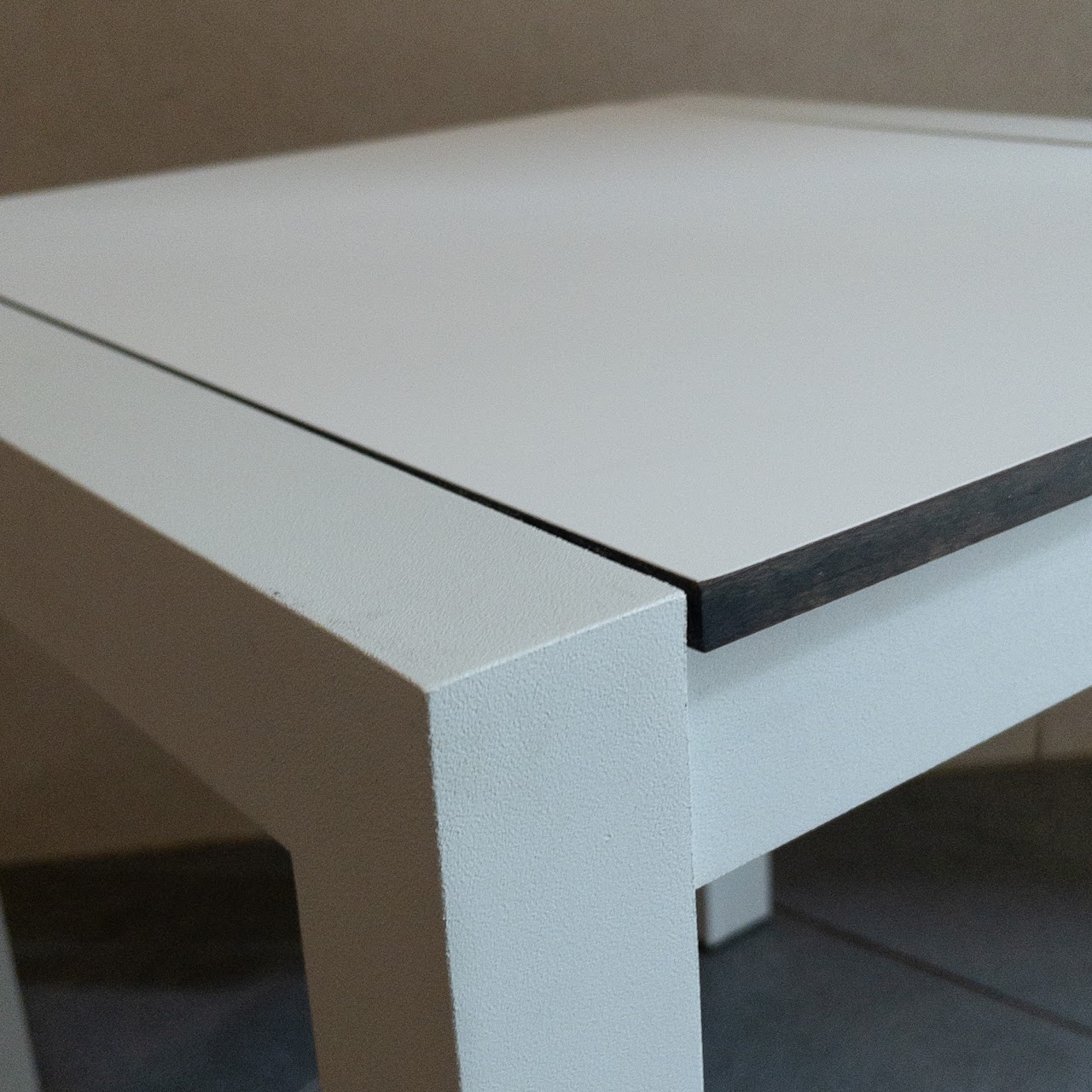 Harbour Outdoor Contemporary White Side Table