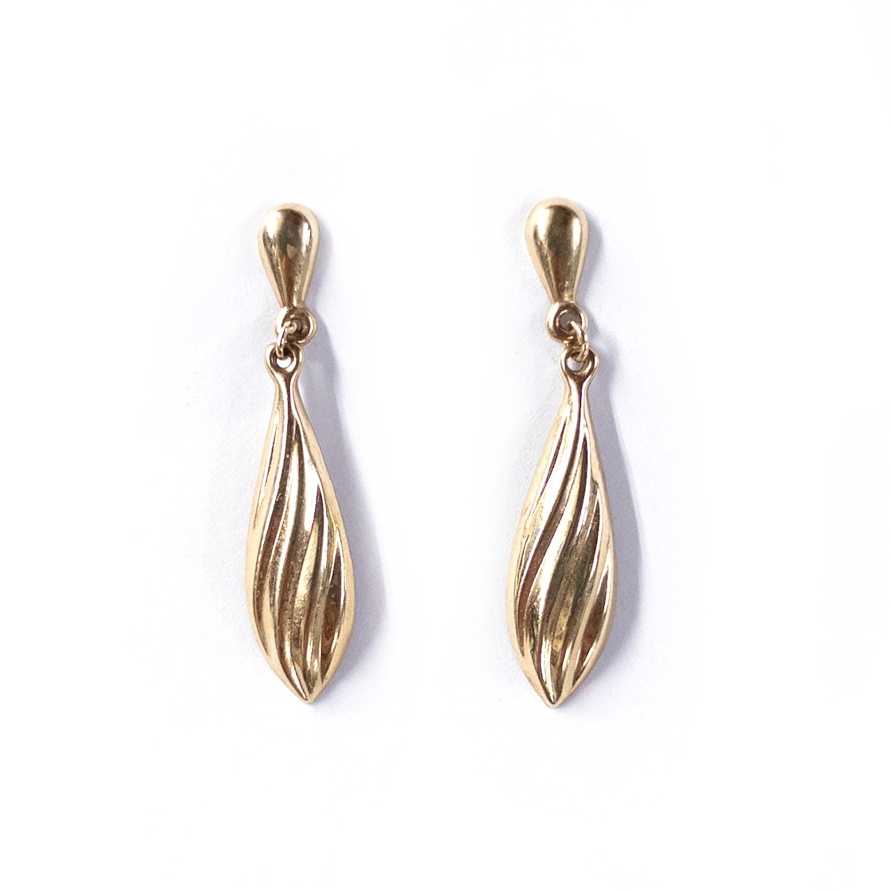 14K Gold Ridged Teardrop Earrings