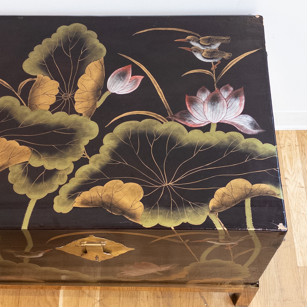 Chinese Hand Painted Lacquered Tea Chest