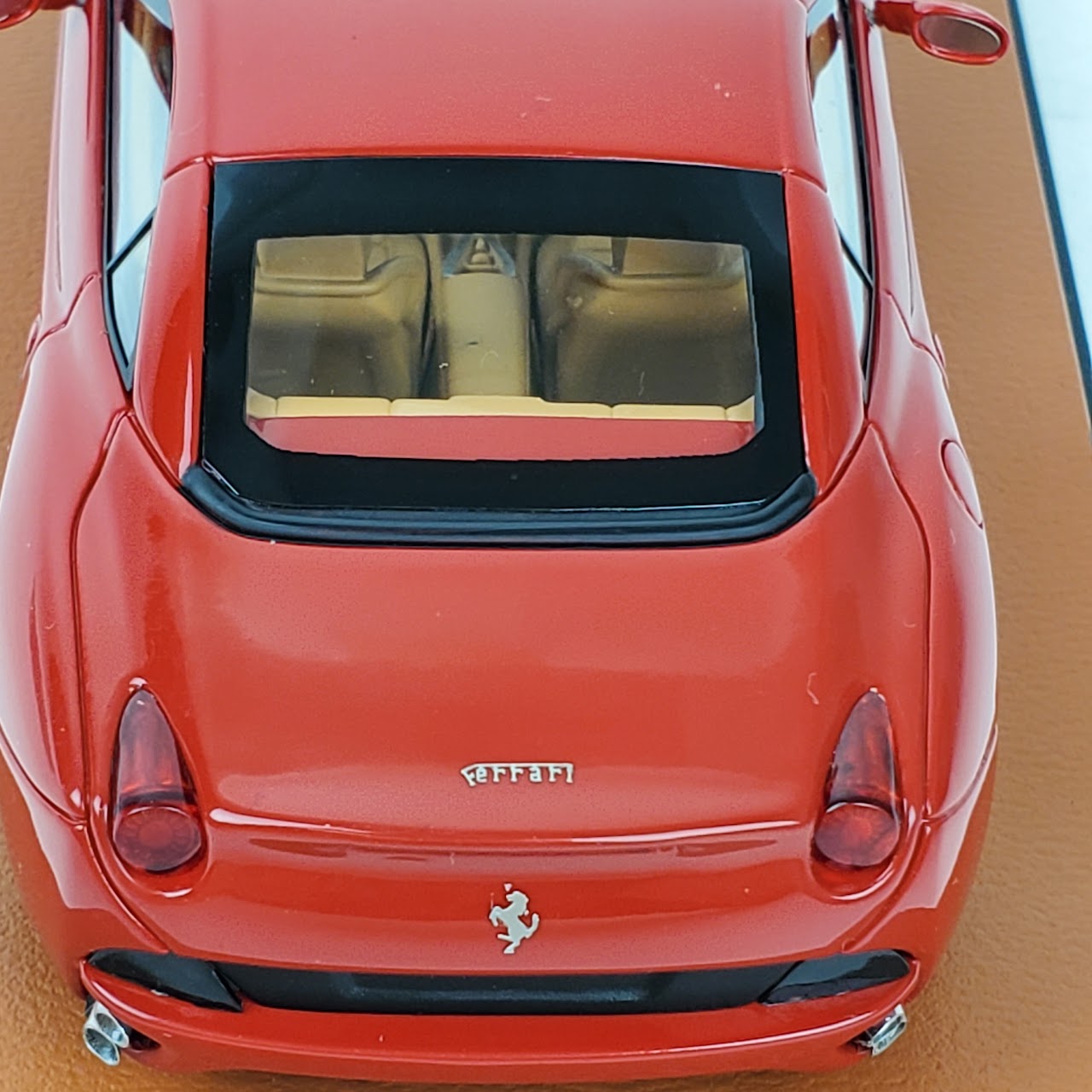 Ferrari California 1:43 Official Model Replica