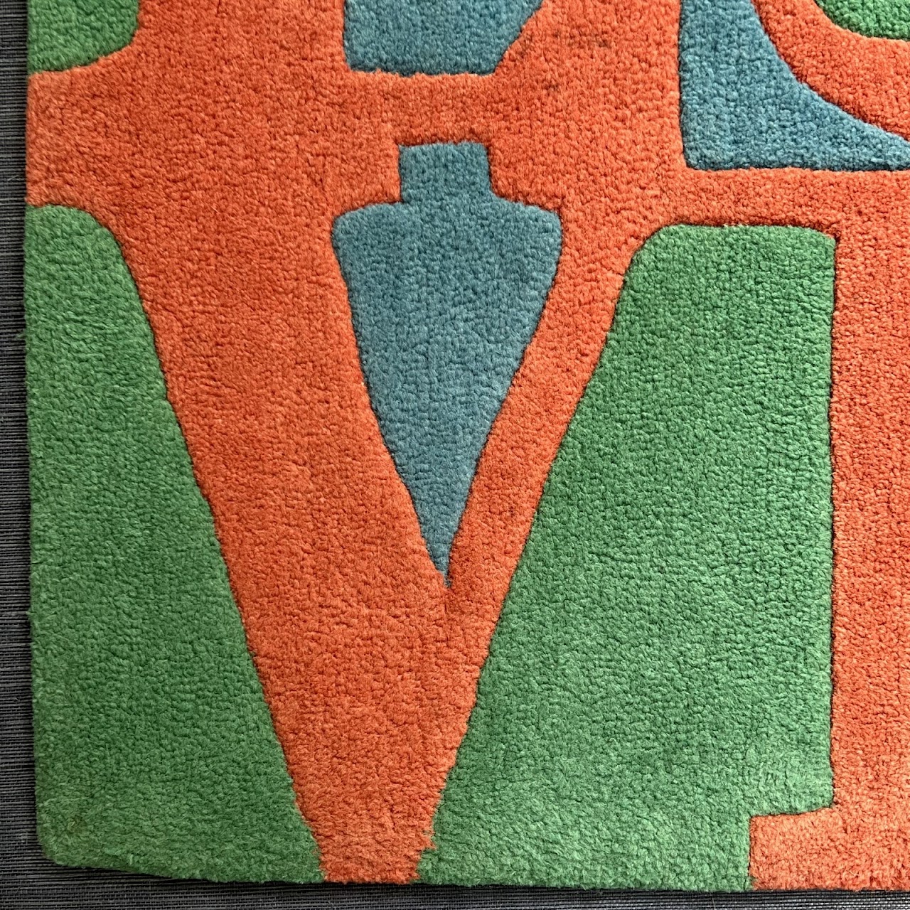 After Robert Indiana 'Love' Hand Tufted Rug