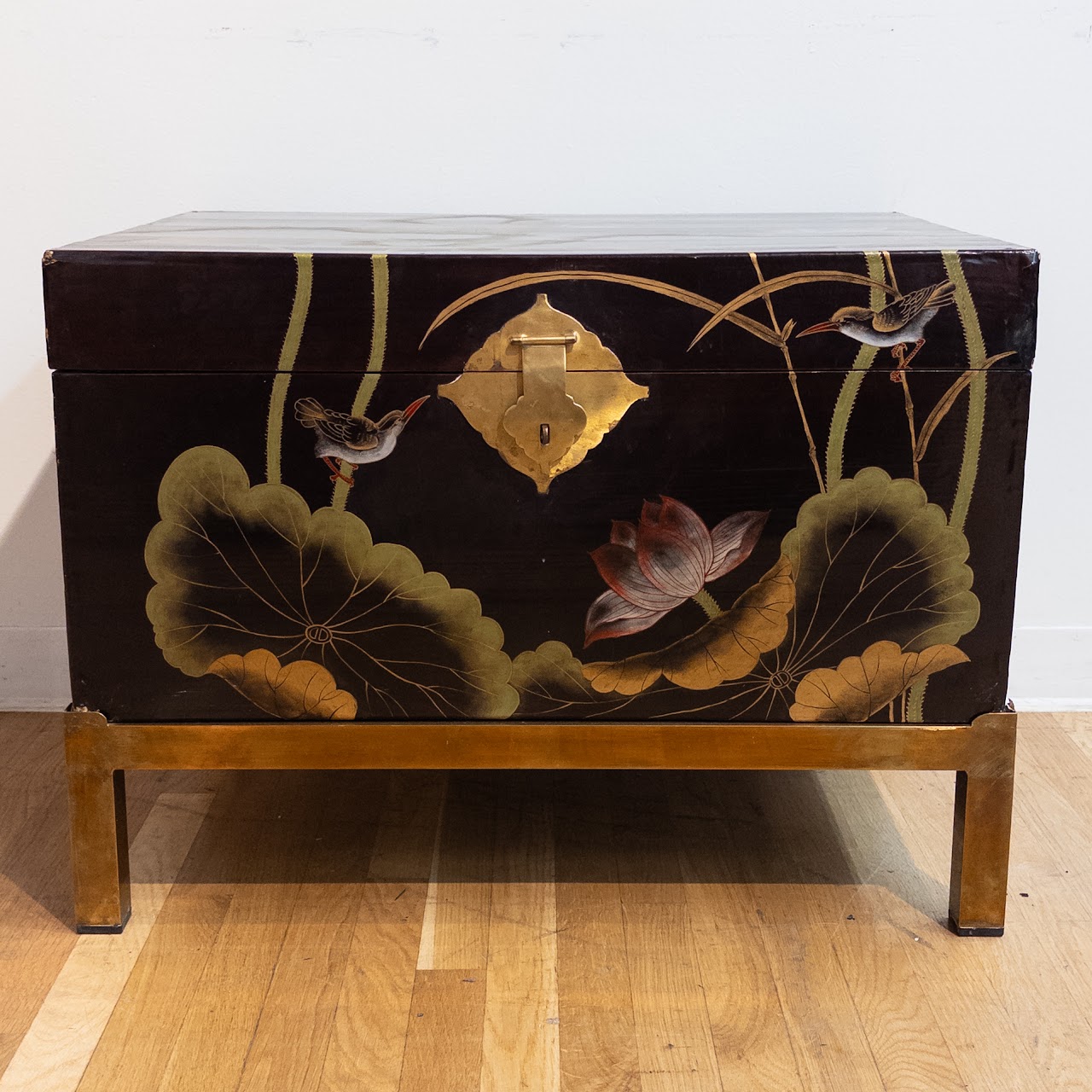 Chinese Hand Painted Lacquered Tea Chest