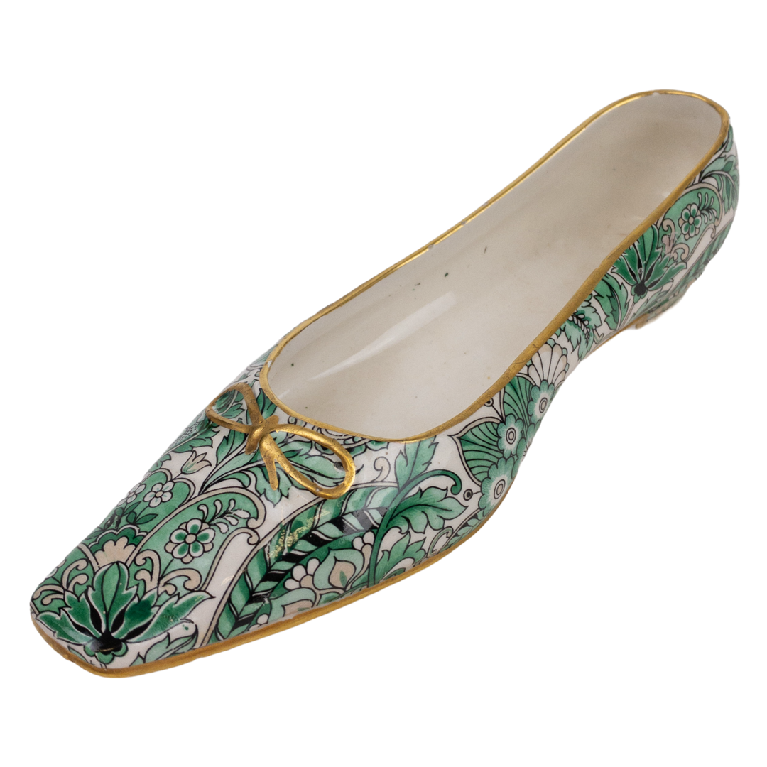 Mottahedeh Vintage Porcelain Shoe Object