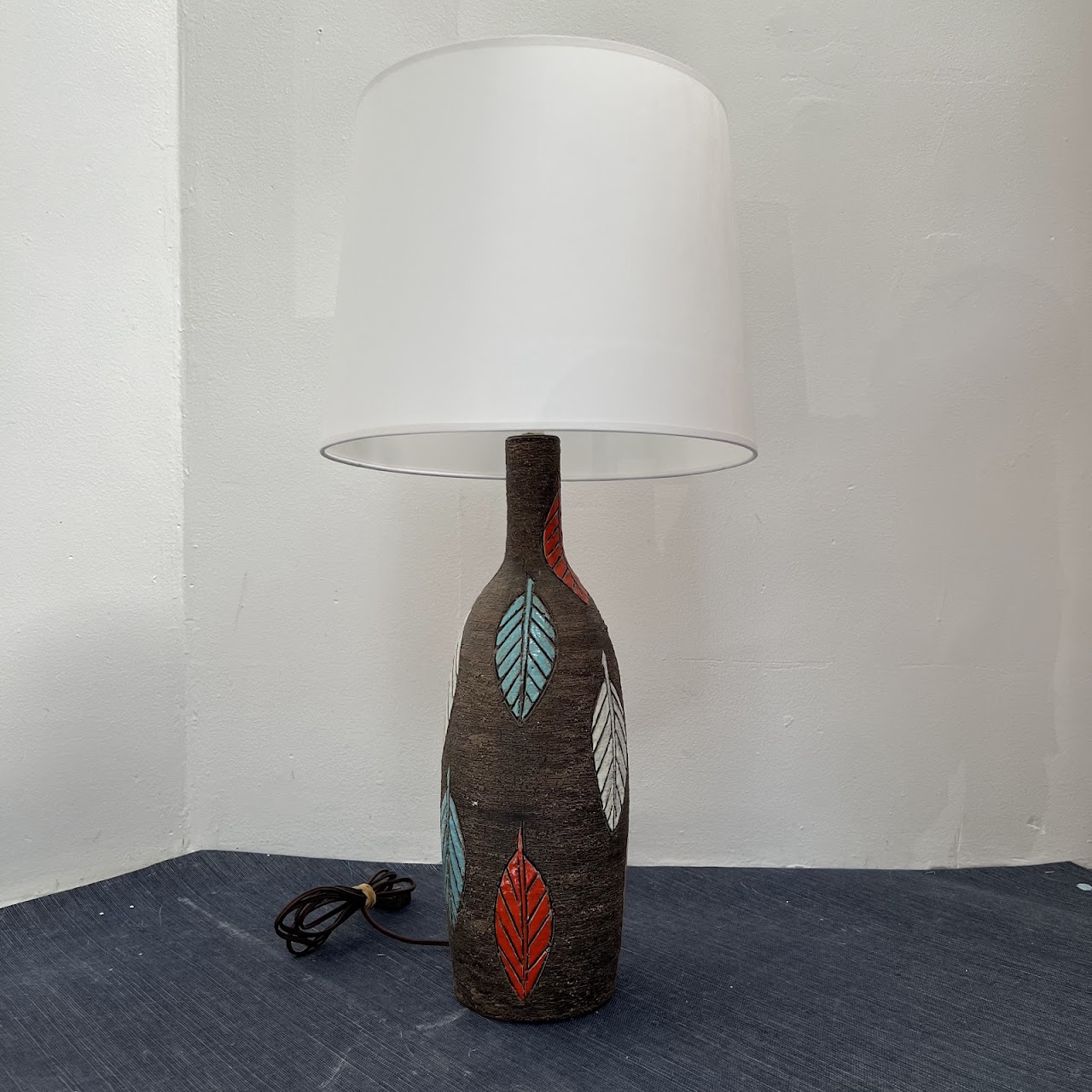 Raymor 1960s Modernist Italian Ceramic Table Lamp