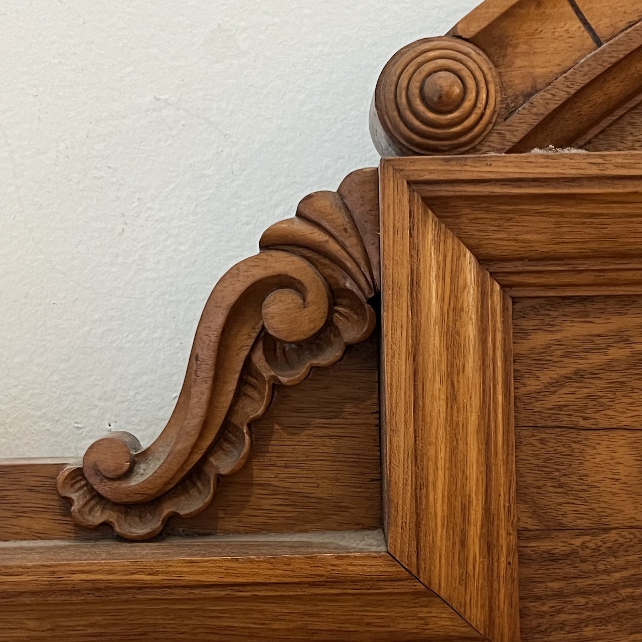 Eastlake Victorian Oak Marble-Top Dresser with Mirror