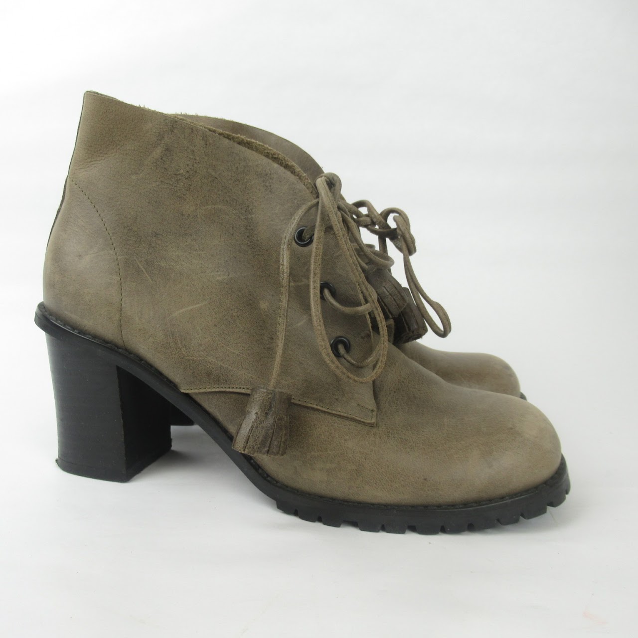 Acrobat Pump Heel Boot