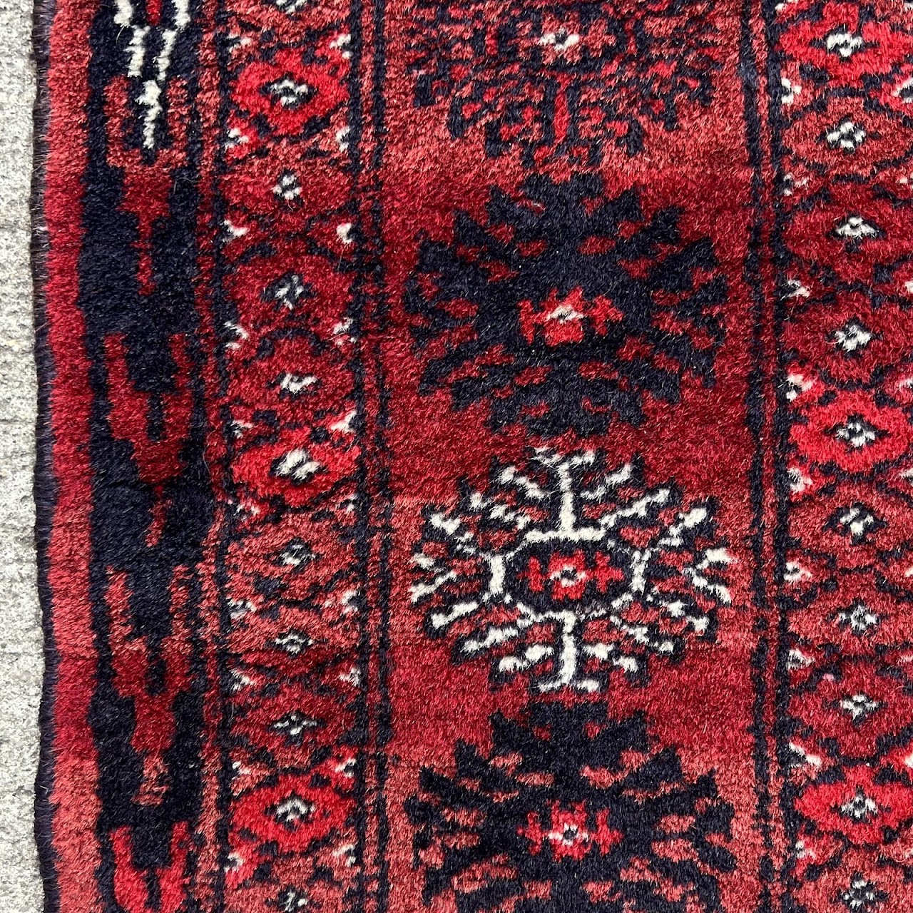 Bokhara Wool Medallion Prayer Rug