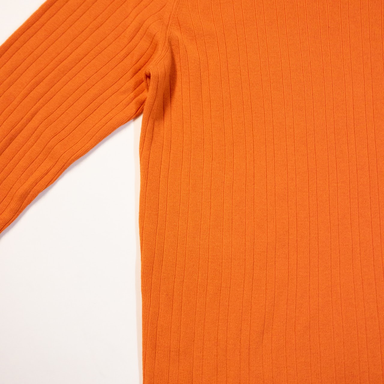 Hermès Pumpkin Orange Vintage Ribbed V-Neck Cashmere Sweater