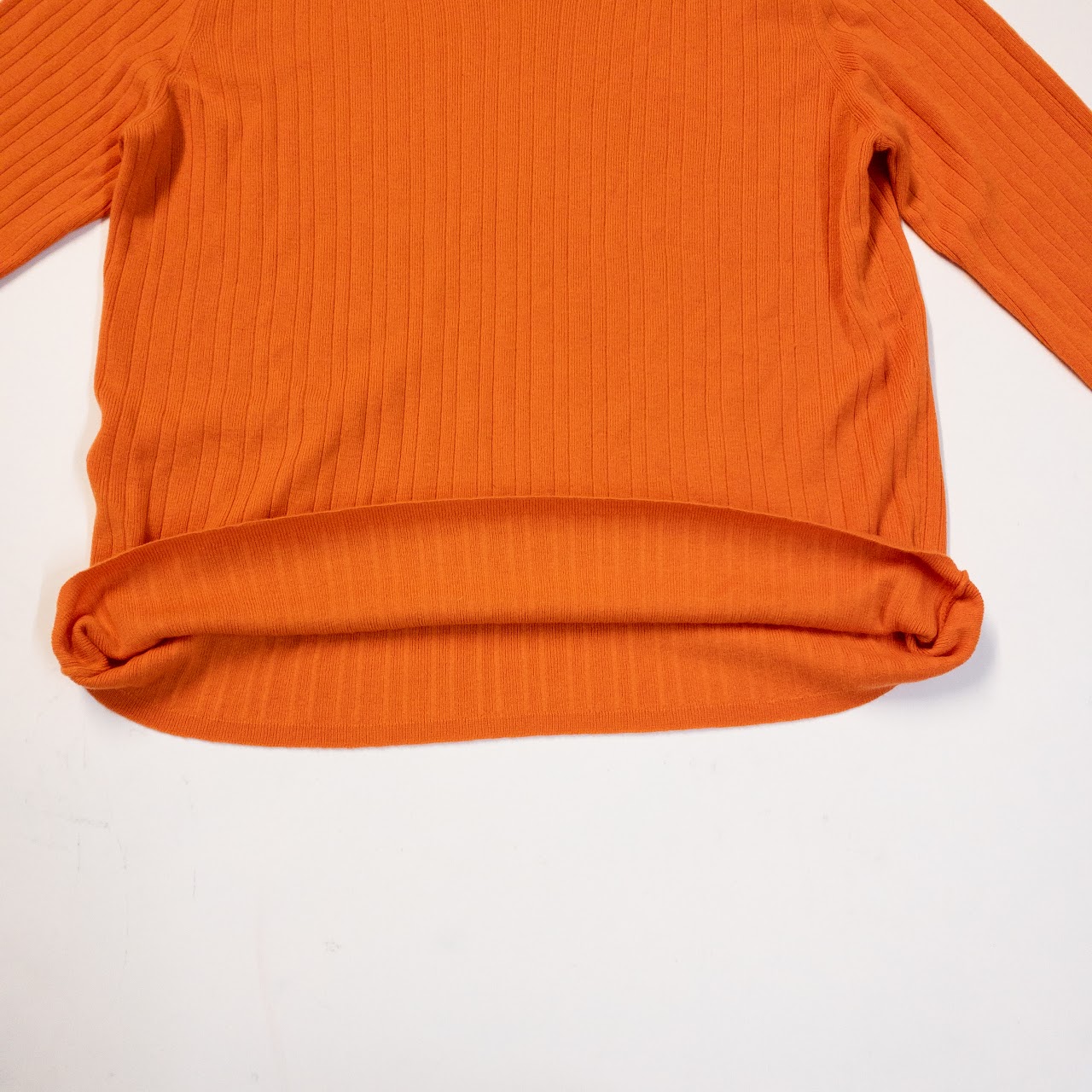 Hermès Pumpkin Orange Vintage Ribbed V-Neck Cashmere Sweater