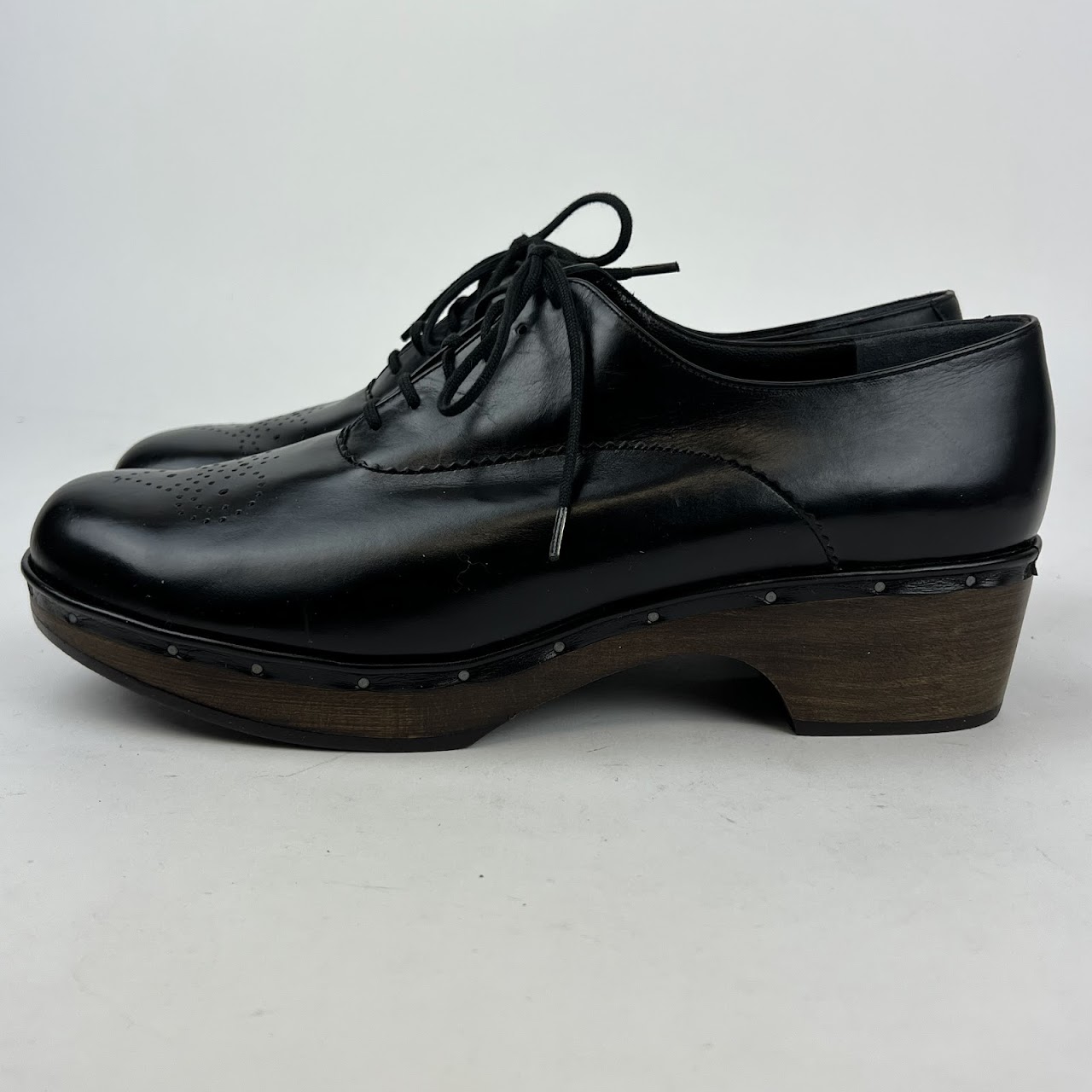 Robert Clergerie Polished Leather Lace-up Clogs