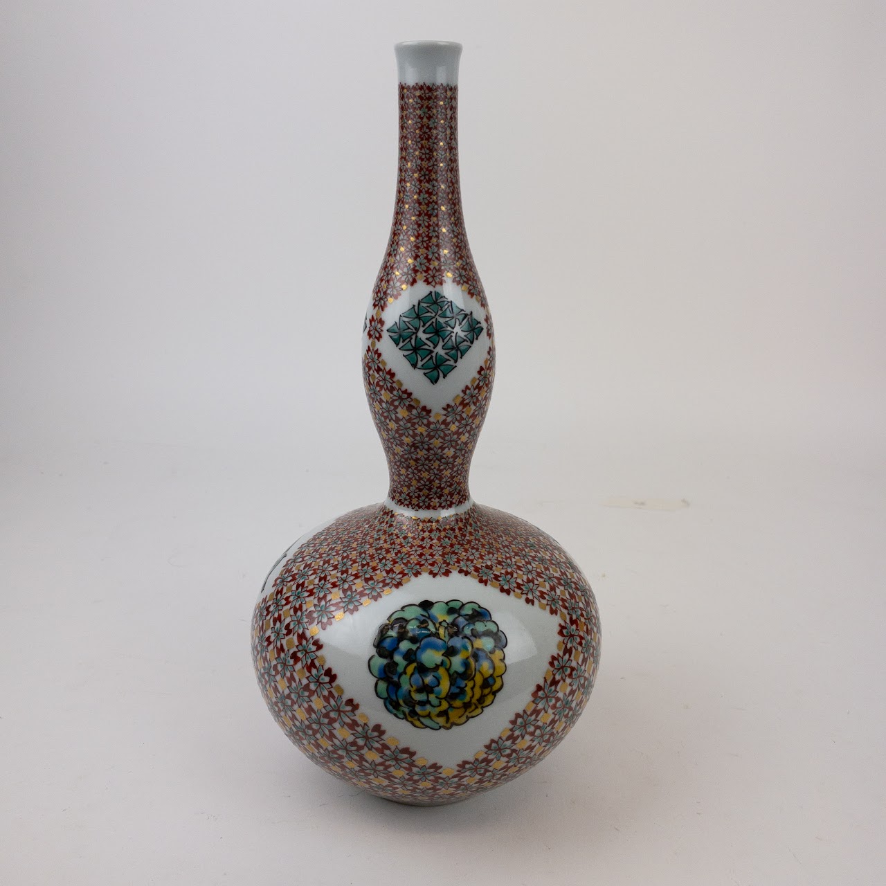 Early 20th C. Kutani Japanese Porcelain Gourd Vase