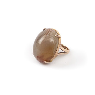 14K Gold Ring with Agate Cabochon