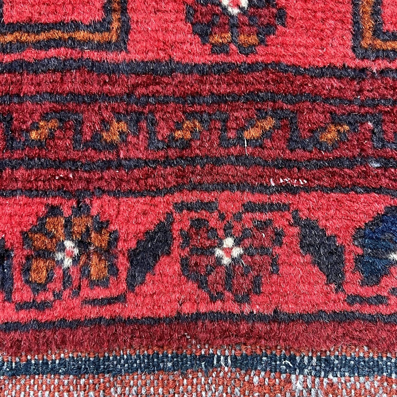 Afghan Wool Medallion Narrow Runner