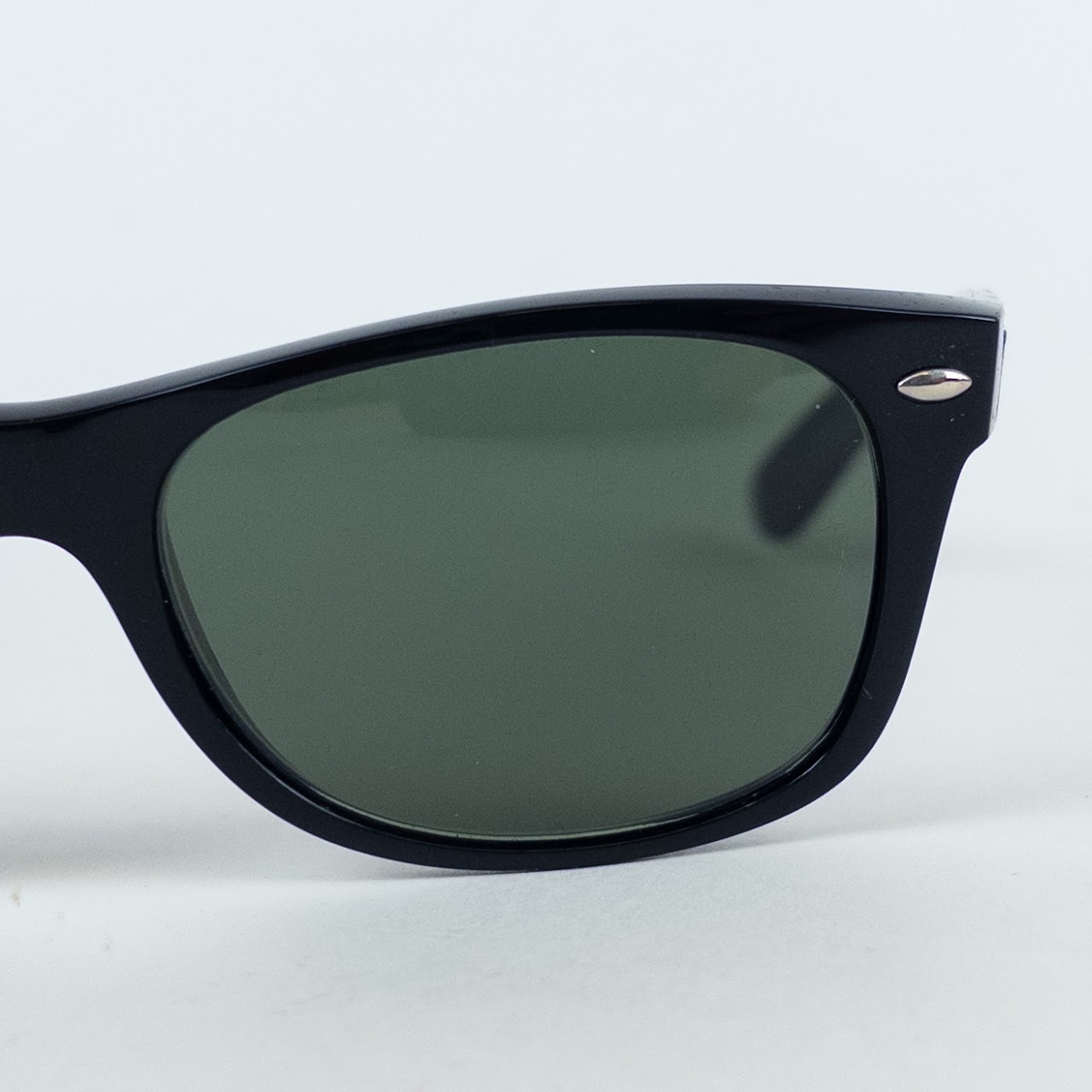 Ray-Ban New Wayfarer Sungasses