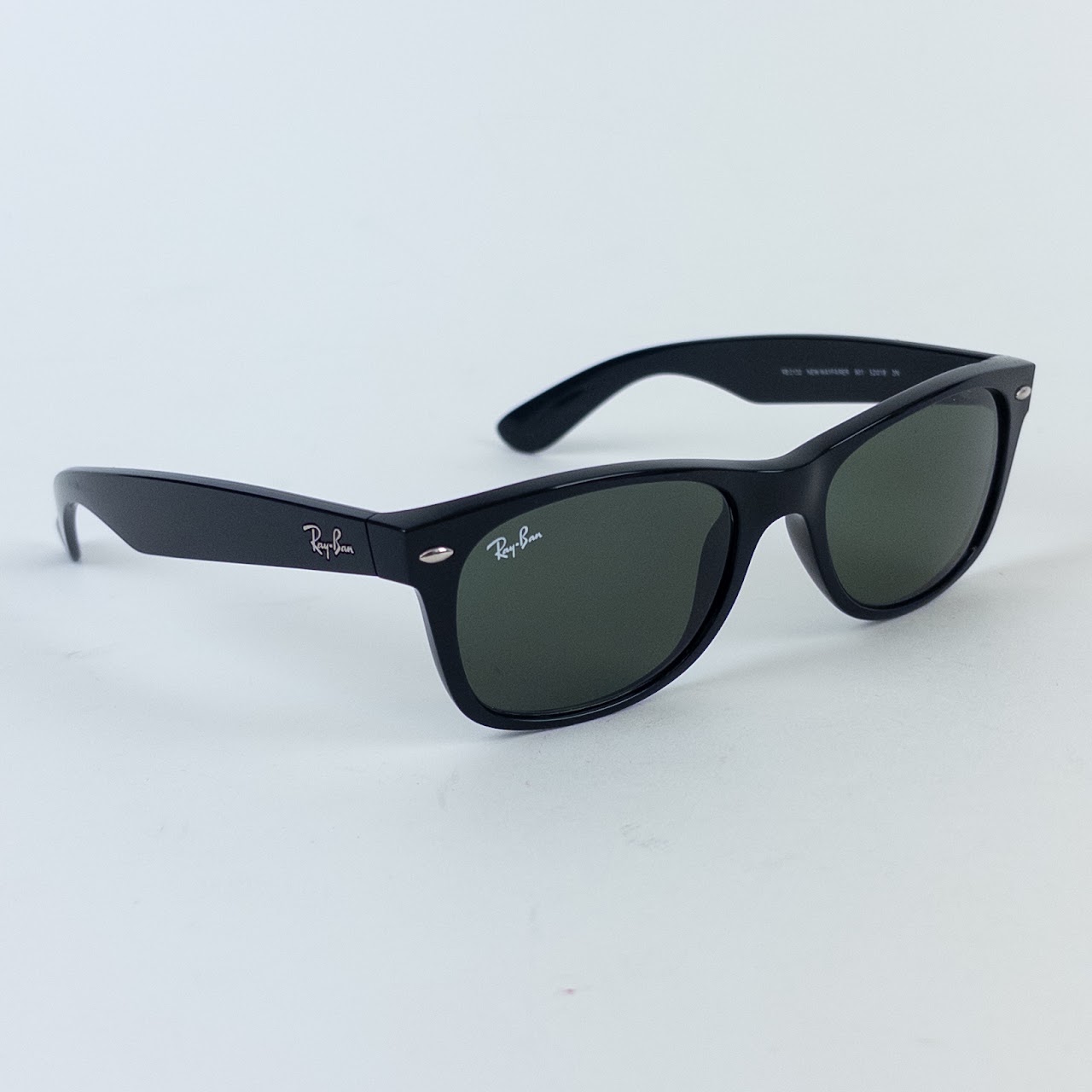 Ray-Ban New Wayfarer Sungasses