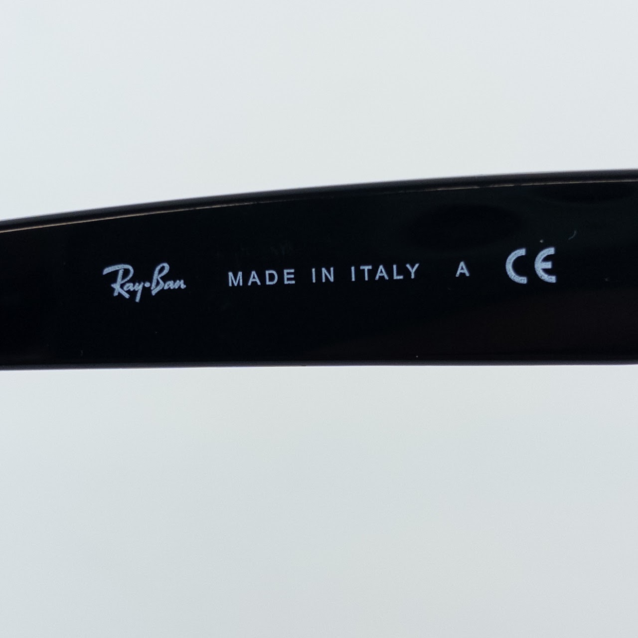 Ray-Ban New Wayfarer Sungasses