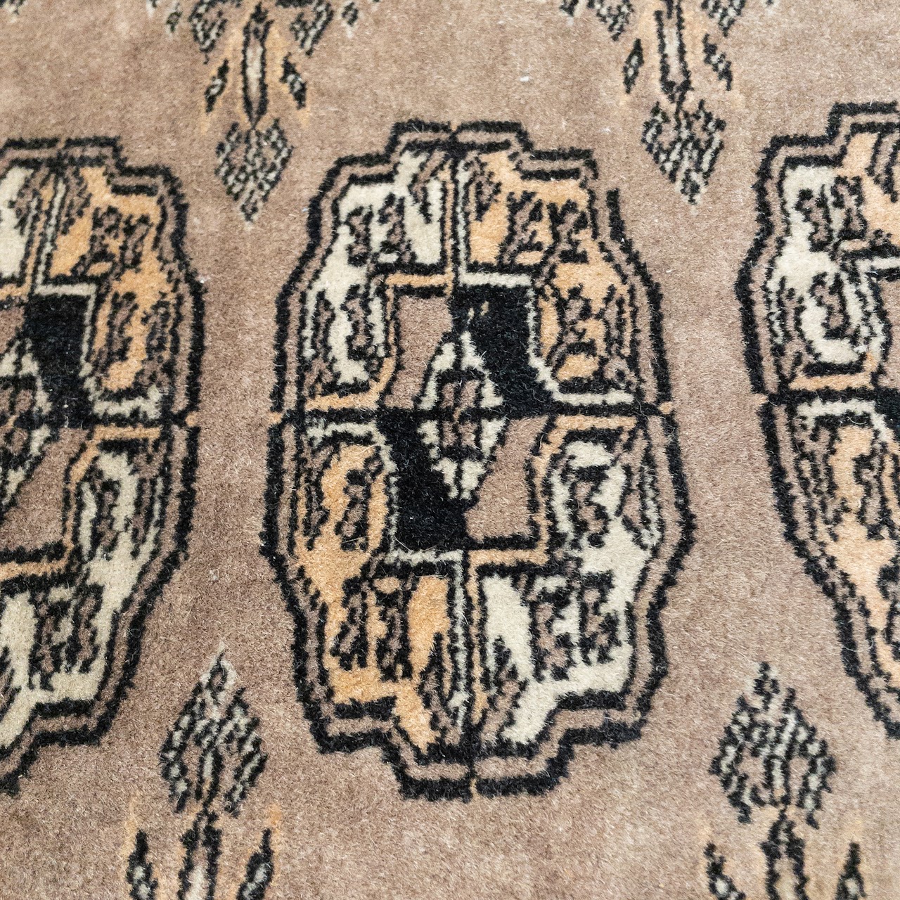 Silk Medallion Area Rug