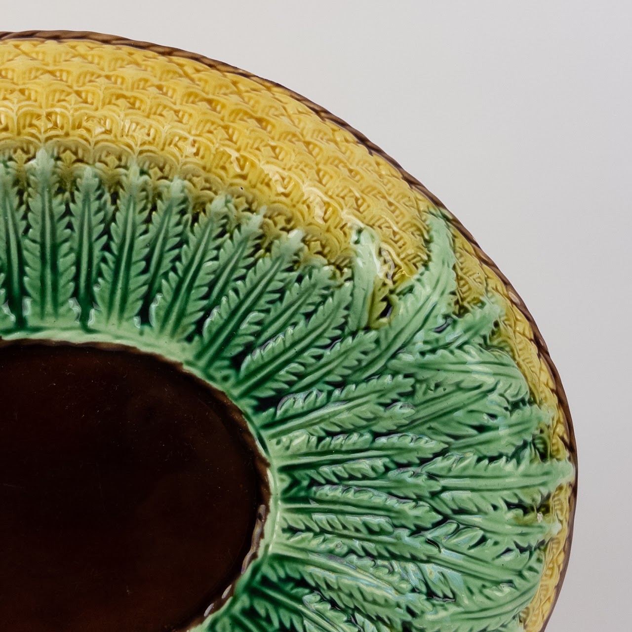 Majolica Oval Pineapple Pattern Low Dish