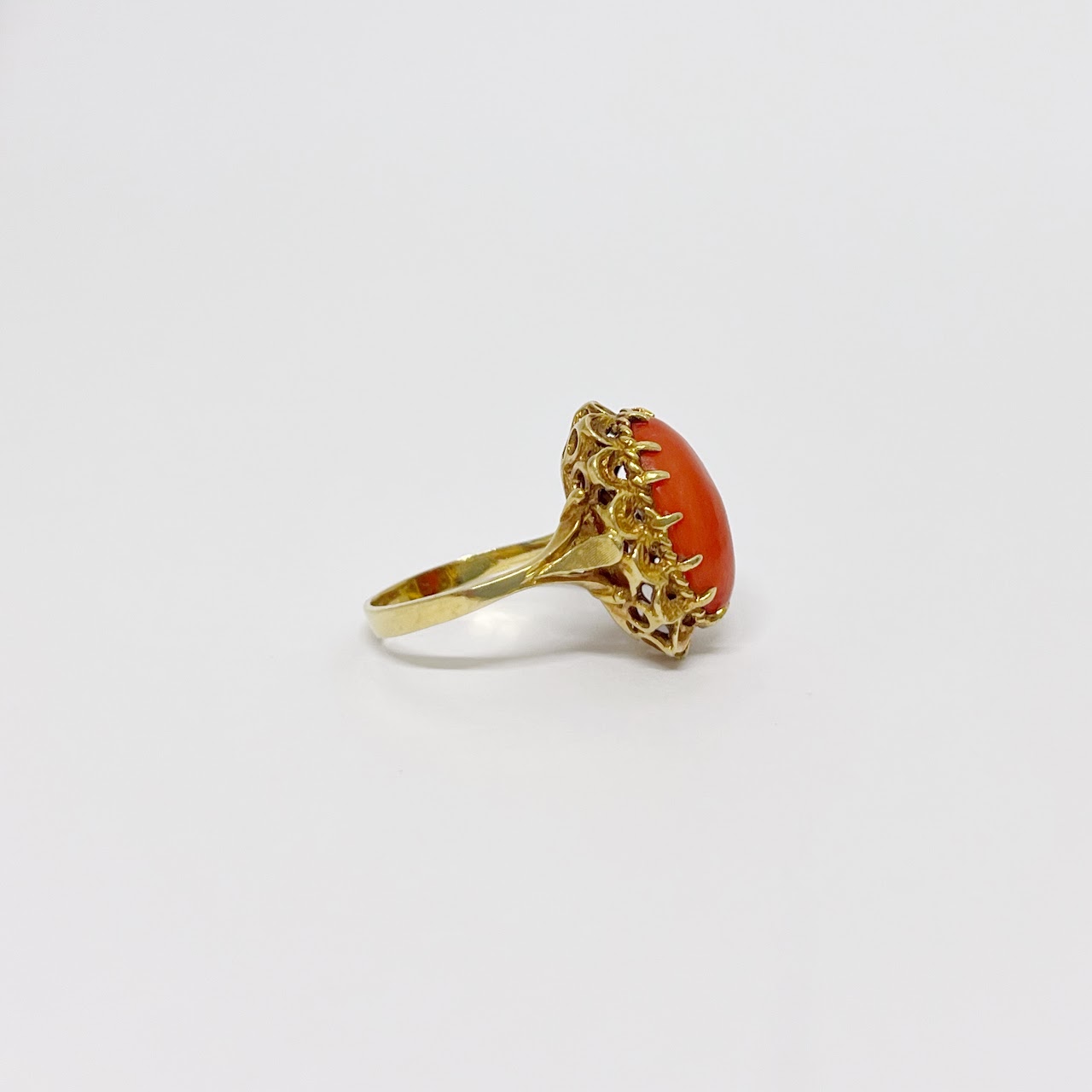 18K Gold & Coral Ring