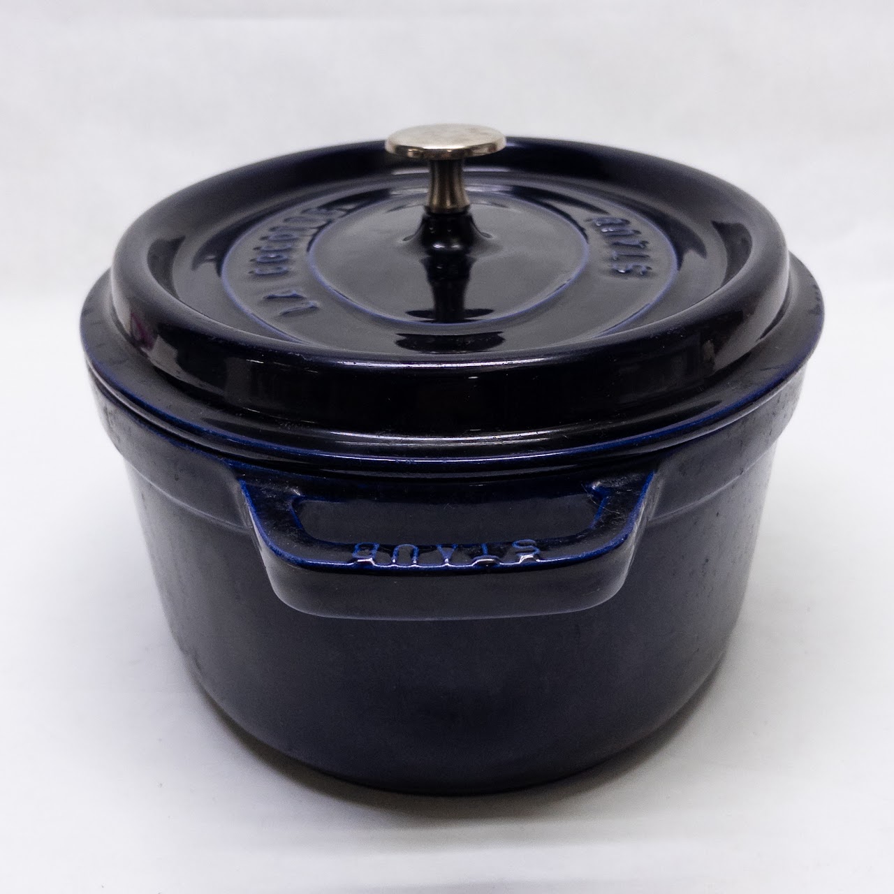 Staub La Cocotte Blue 5.75qt Cast Iron Oval Dutch Oven