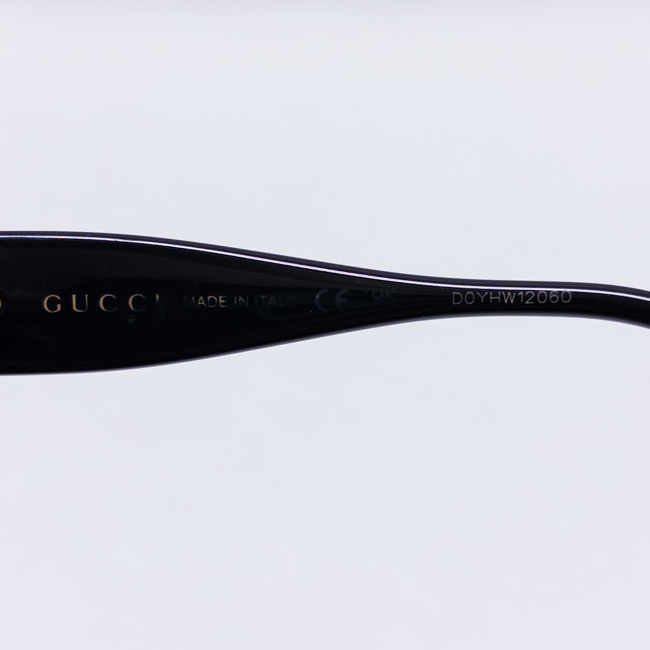 Gucci GG Logo Heavy Framed Sunglasses