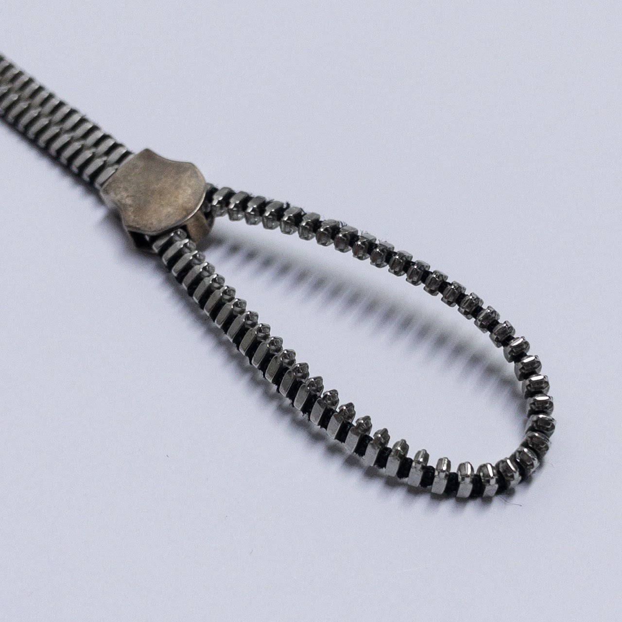 Frans van Nieuwenborg & Martijn Wegman  Zipper Necklace