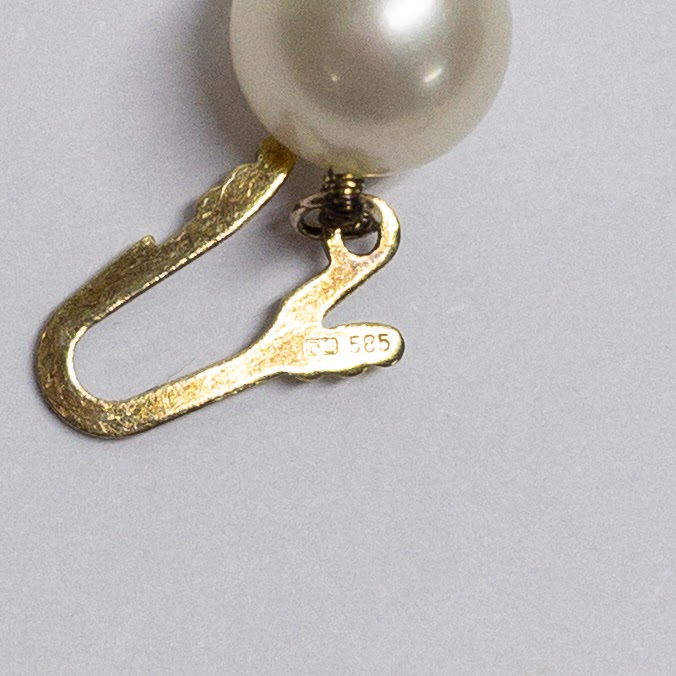 14K Gold Pearl Strand