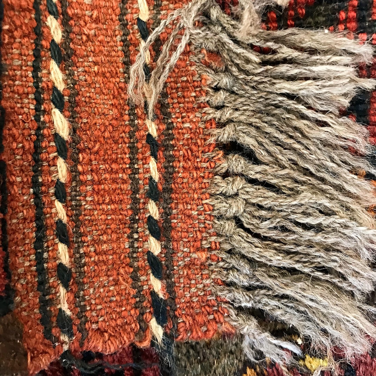 Wool Floral Medallion Area Rug