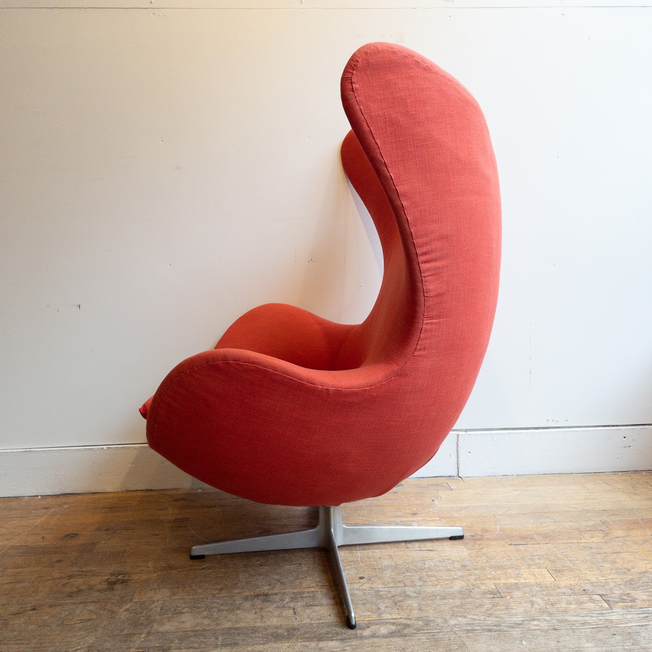 Egg Swivel Chair & Ottoman Set