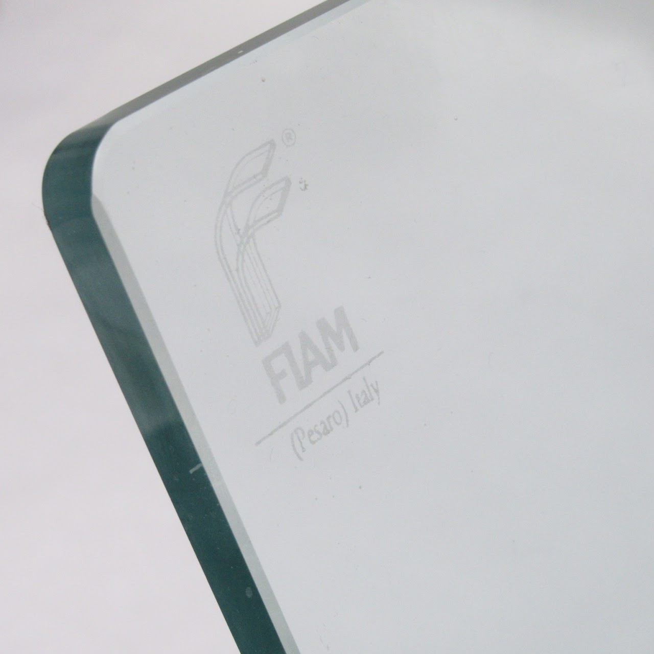 FIAM Italia Curved Glass Magazine Rack