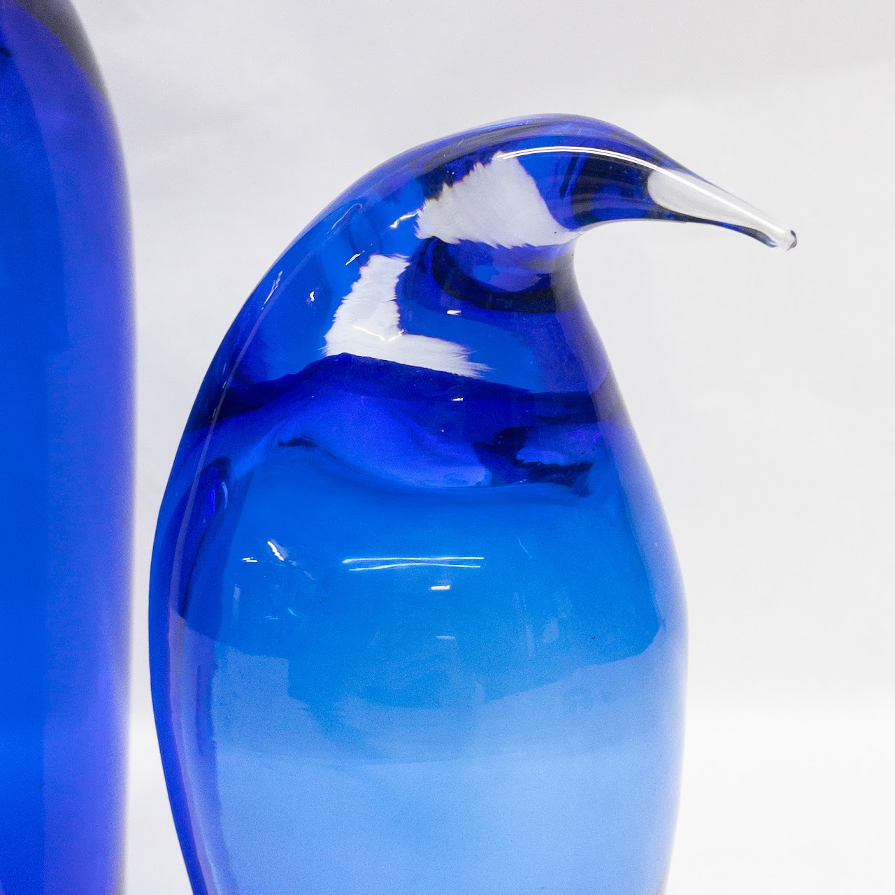 Vintage Art Glass Penguin Pair