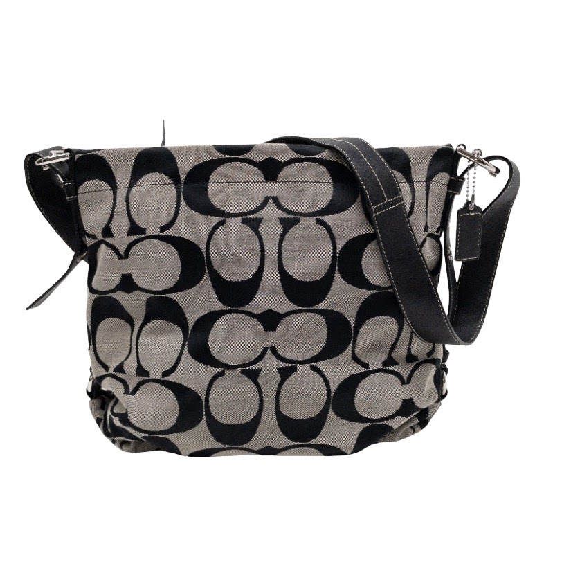 coach black jacquard shoulder bag